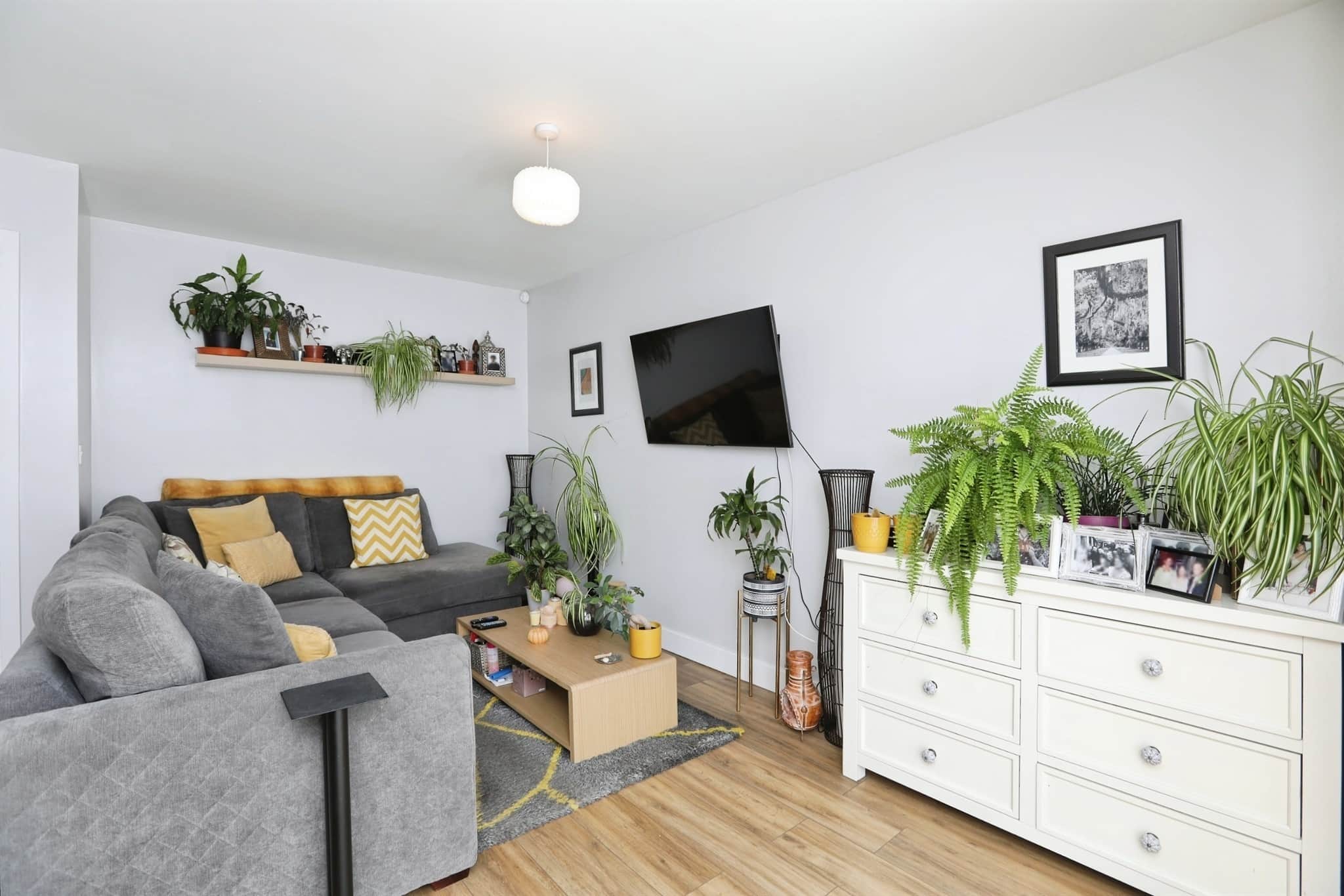 Property at Eveas Drive, Sittingbourne