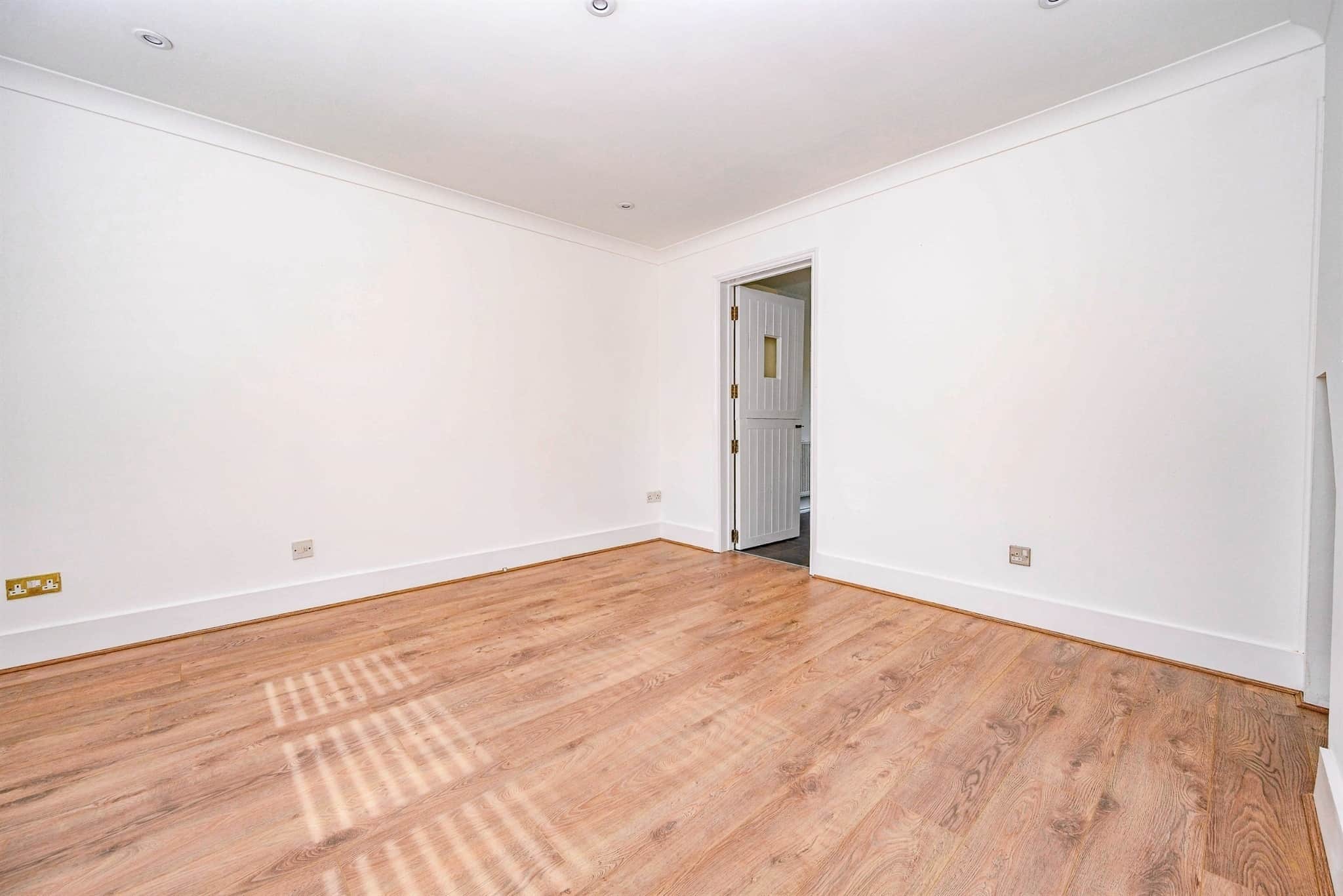 Property at Yately Close, Luton