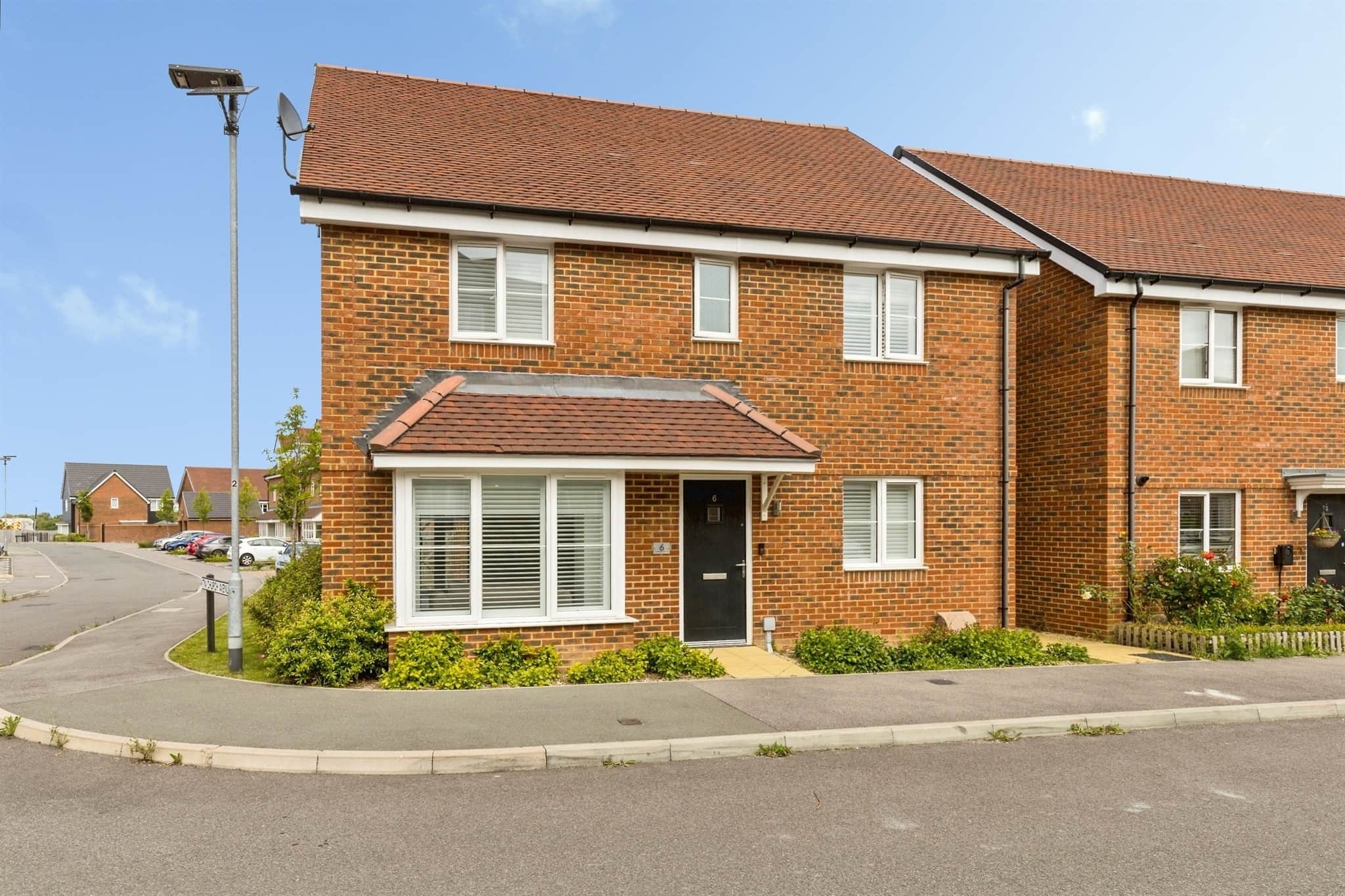 Property at Cambridgeshire Walk, Faygate, Horsham