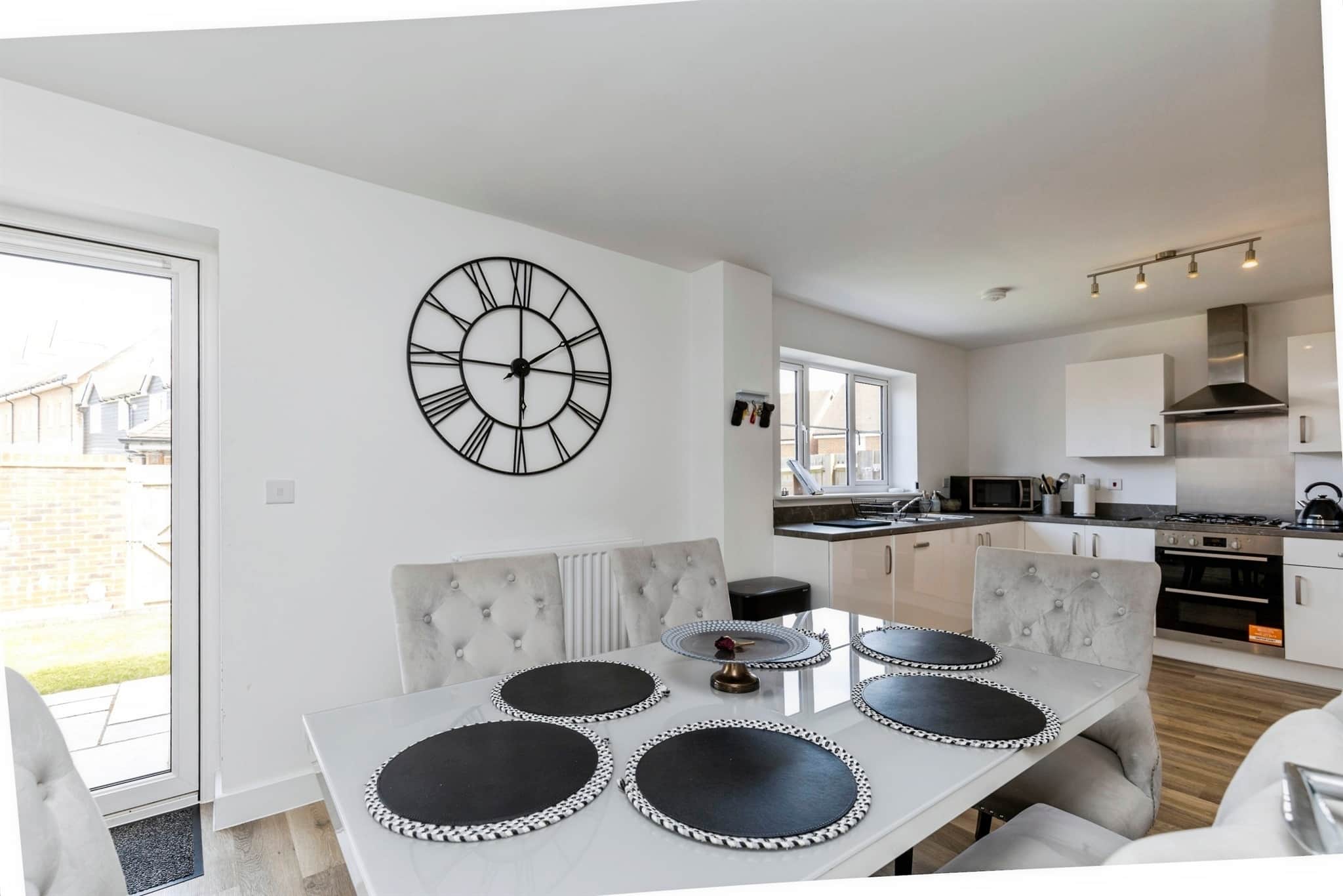 Property at Cambridgeshire Walk, Faygate, Horsham