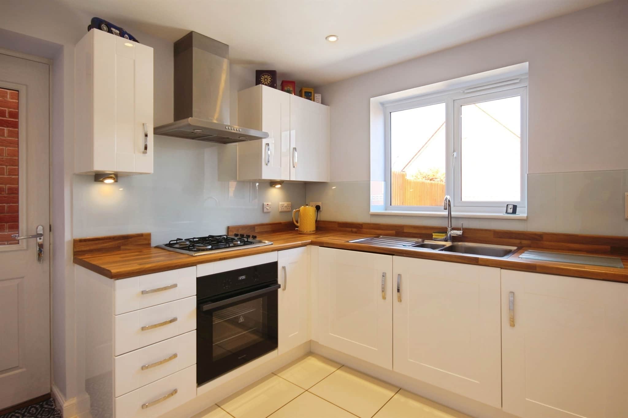 Property at Hebe Way, Whitnash, Leamington Spa