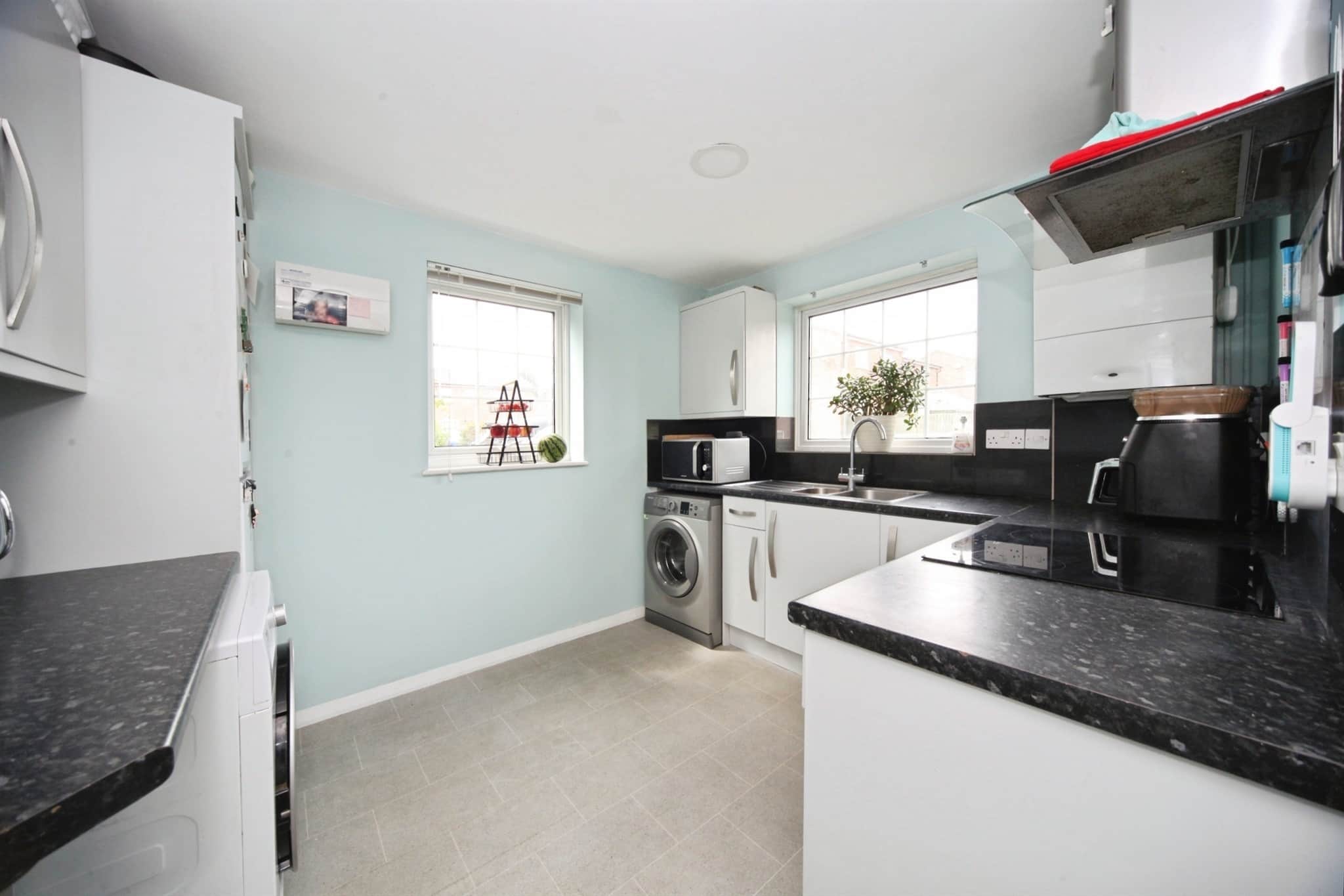 Property at Ardleigh Green, Luton