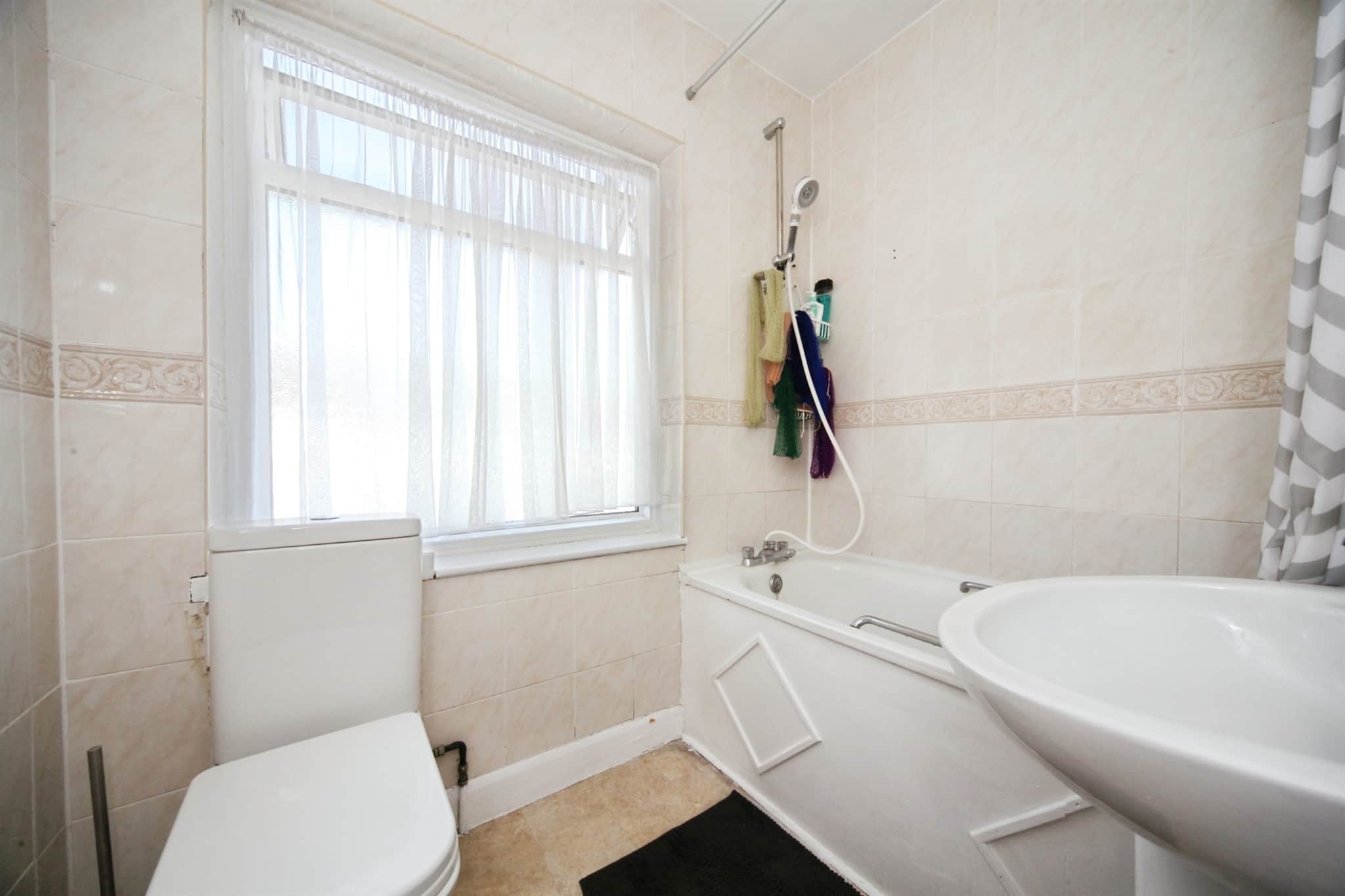 Property at Blundell Road, Luton