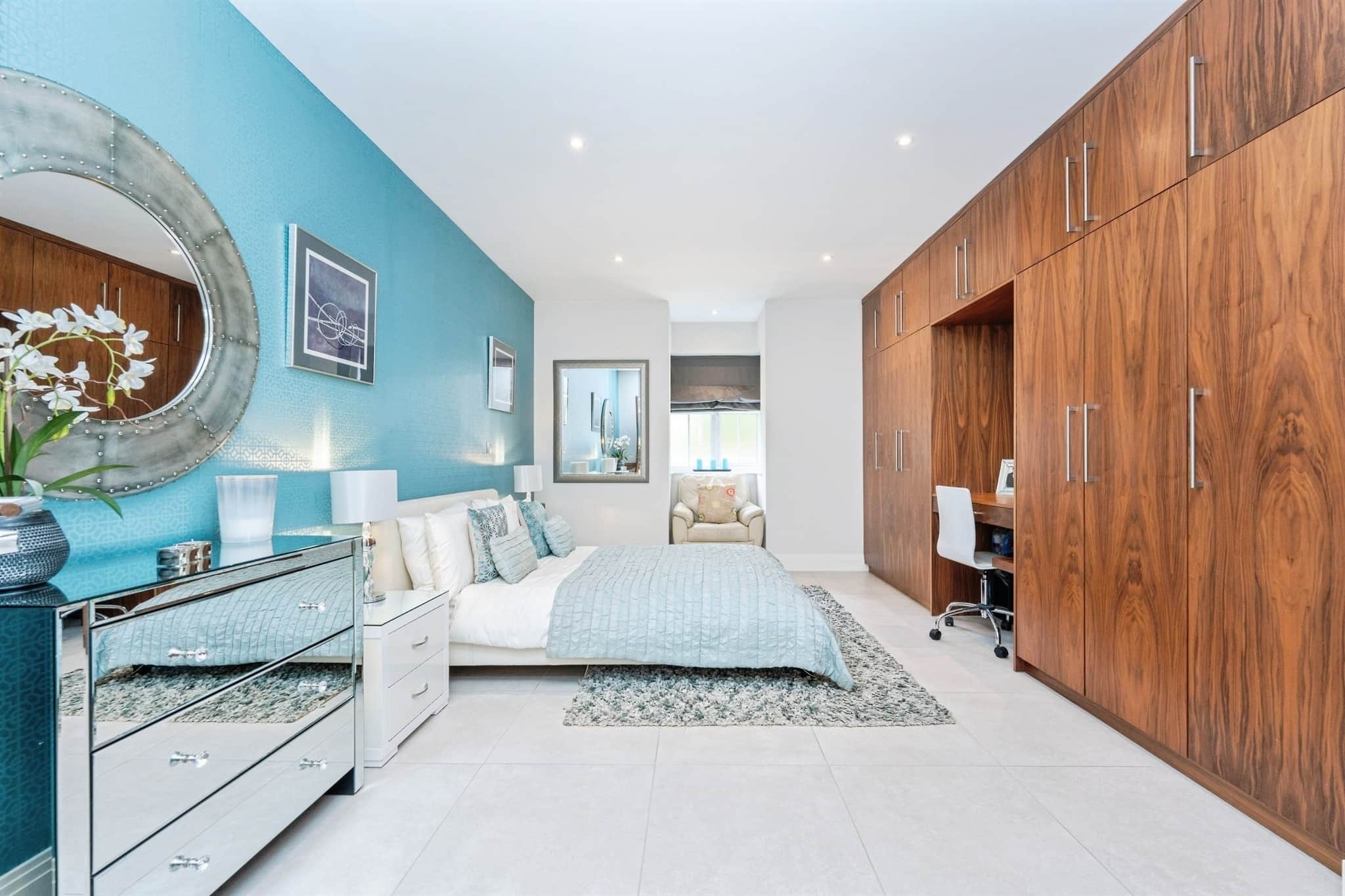 Property at Aldenham Road, Bushey