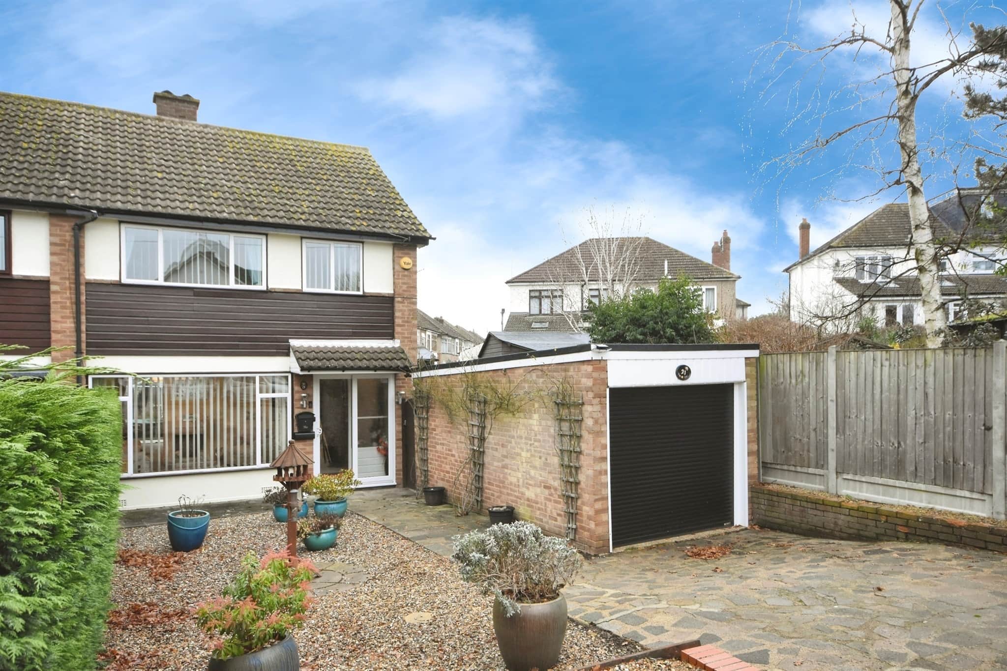 Property at Hares Chase, Billericay