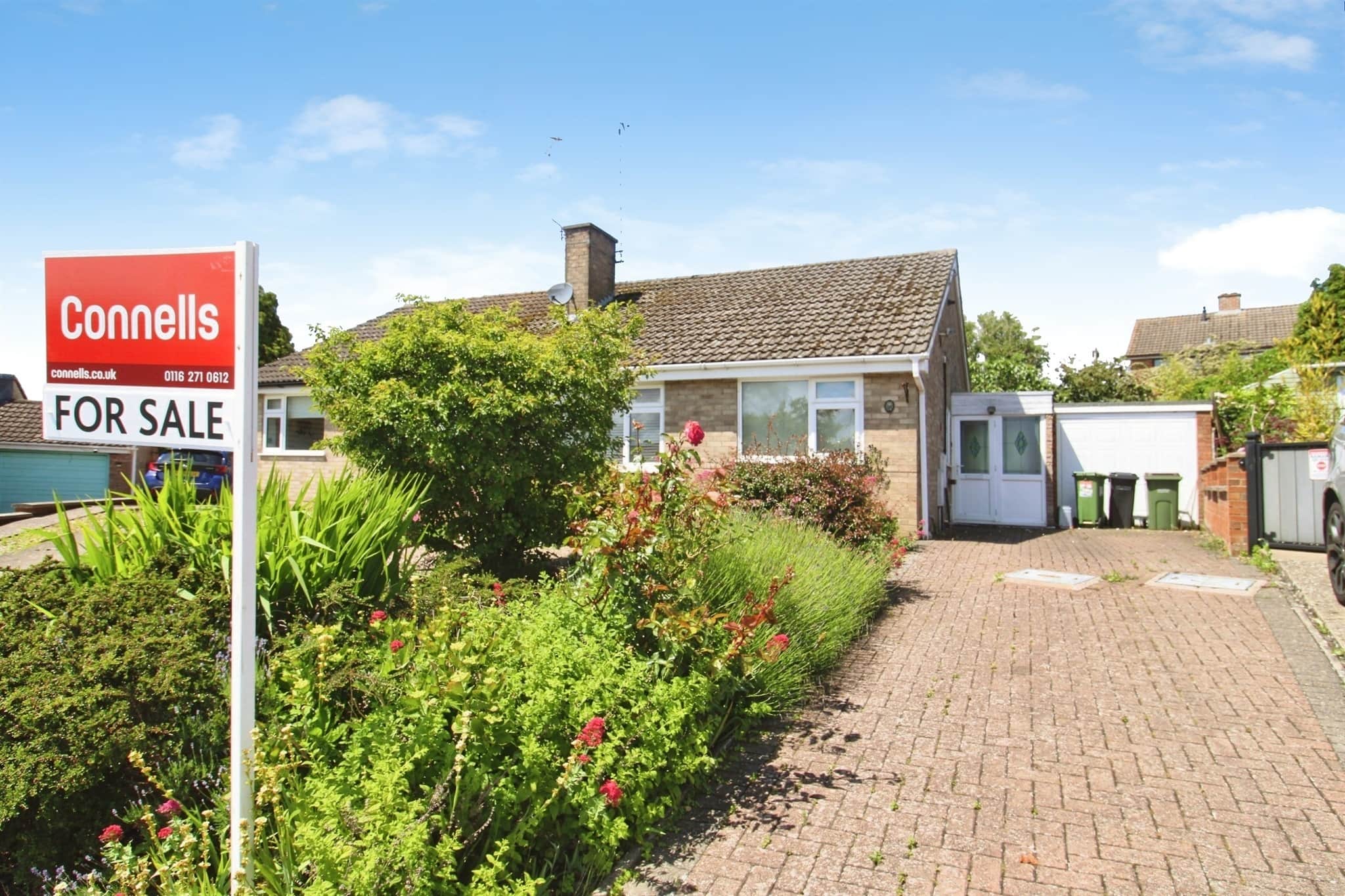 Property at Dart Close, Oadby, Leicester