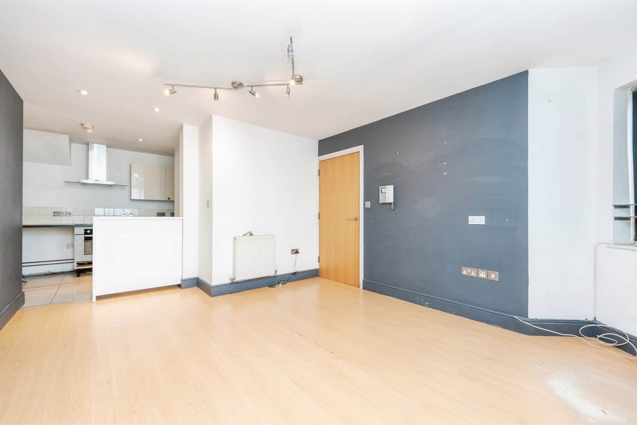 Property at Edgwarebury Gardens, Edgware