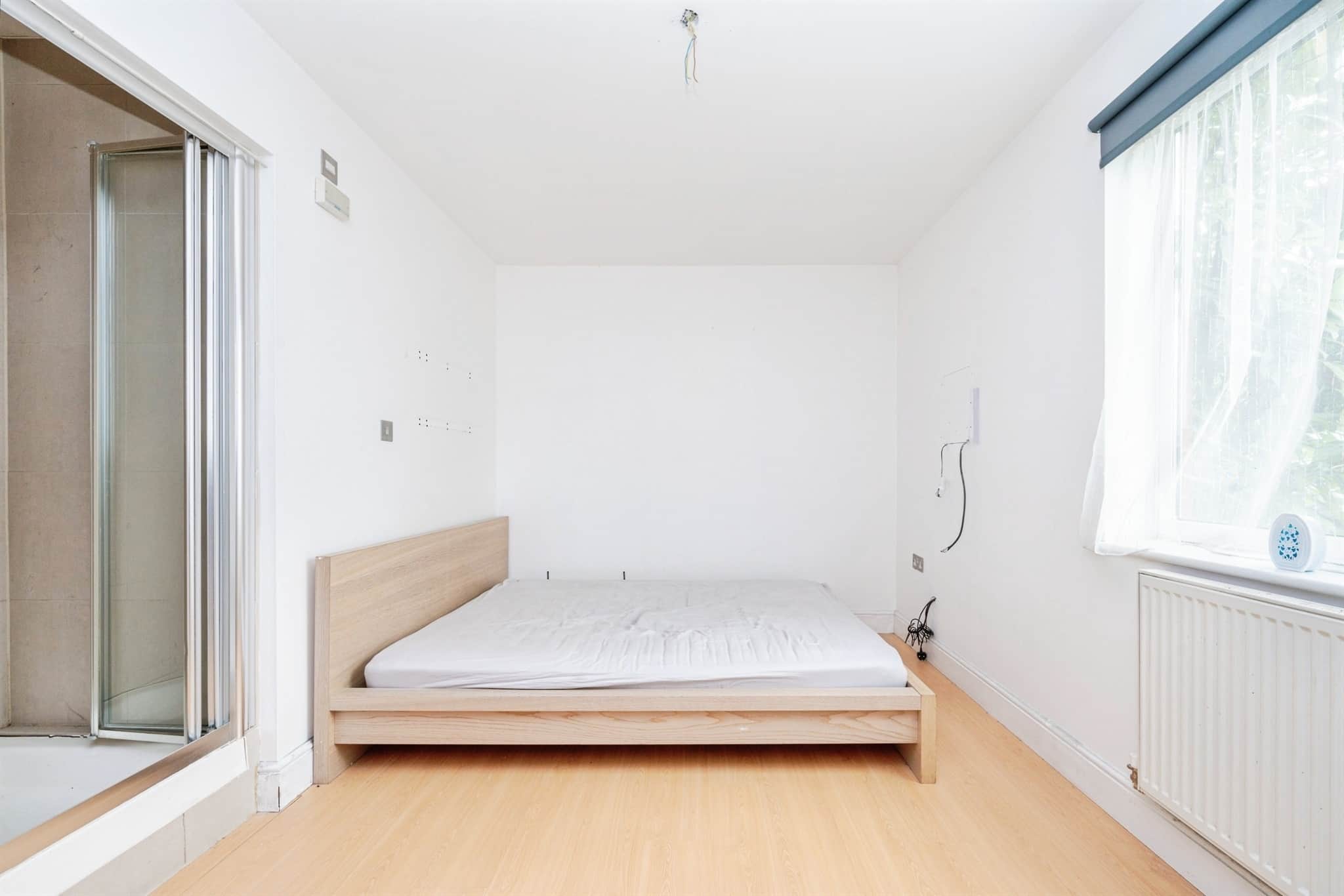 Property at Edgwarebury Gardens, Edgware
