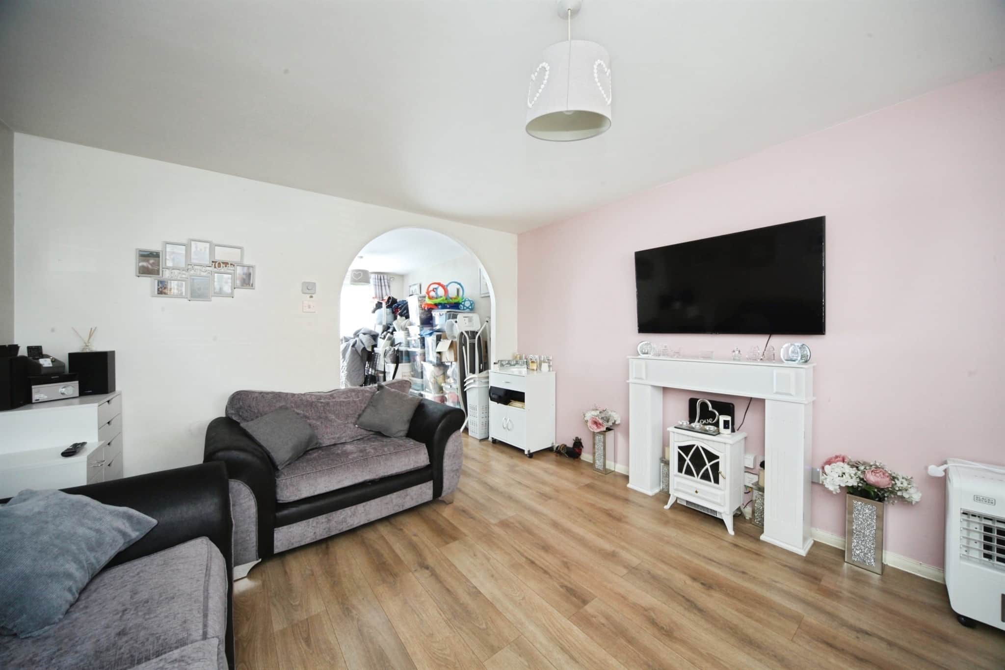 Property at Claverley Green, Luton