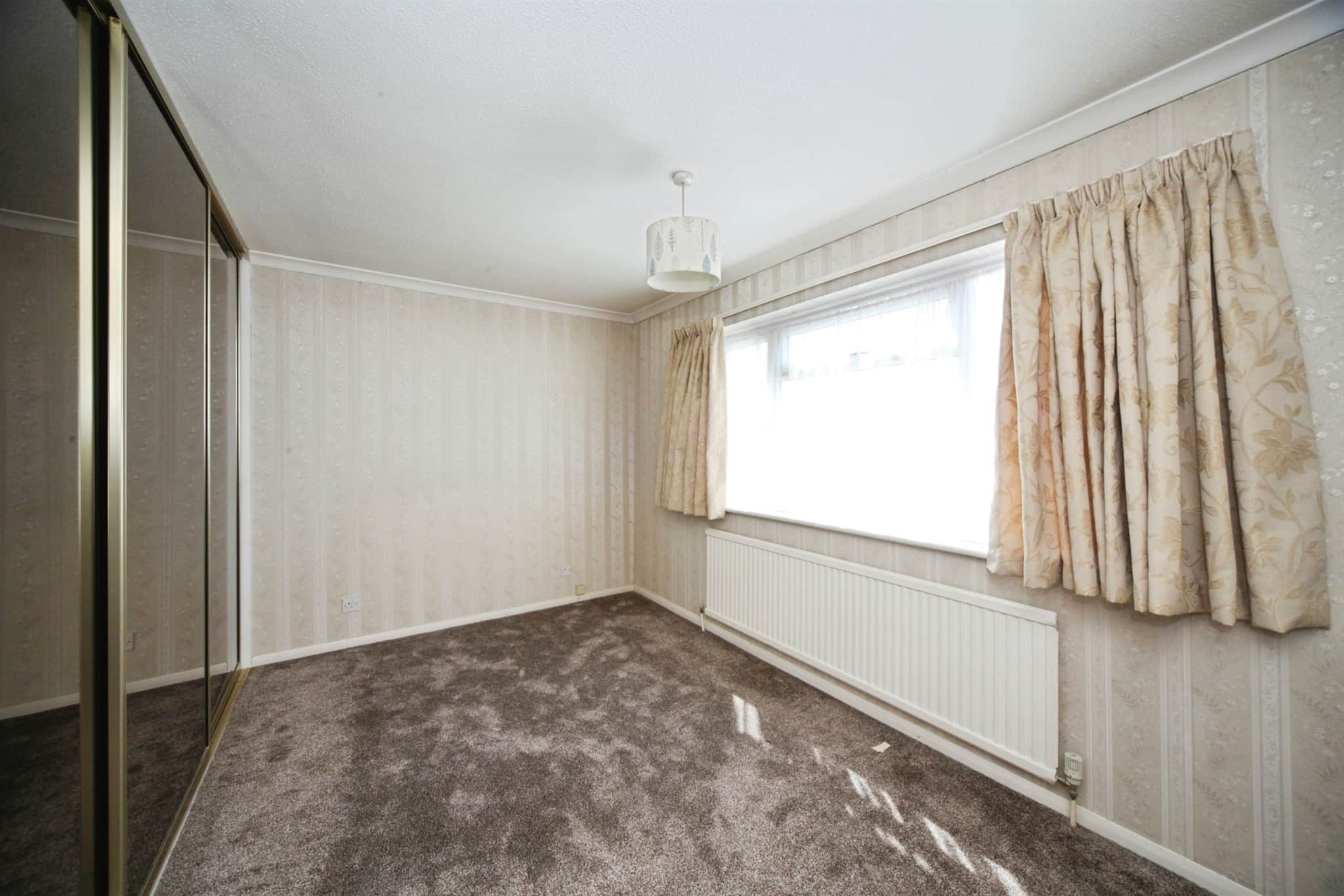 Property at Hazelwood Close, Luton