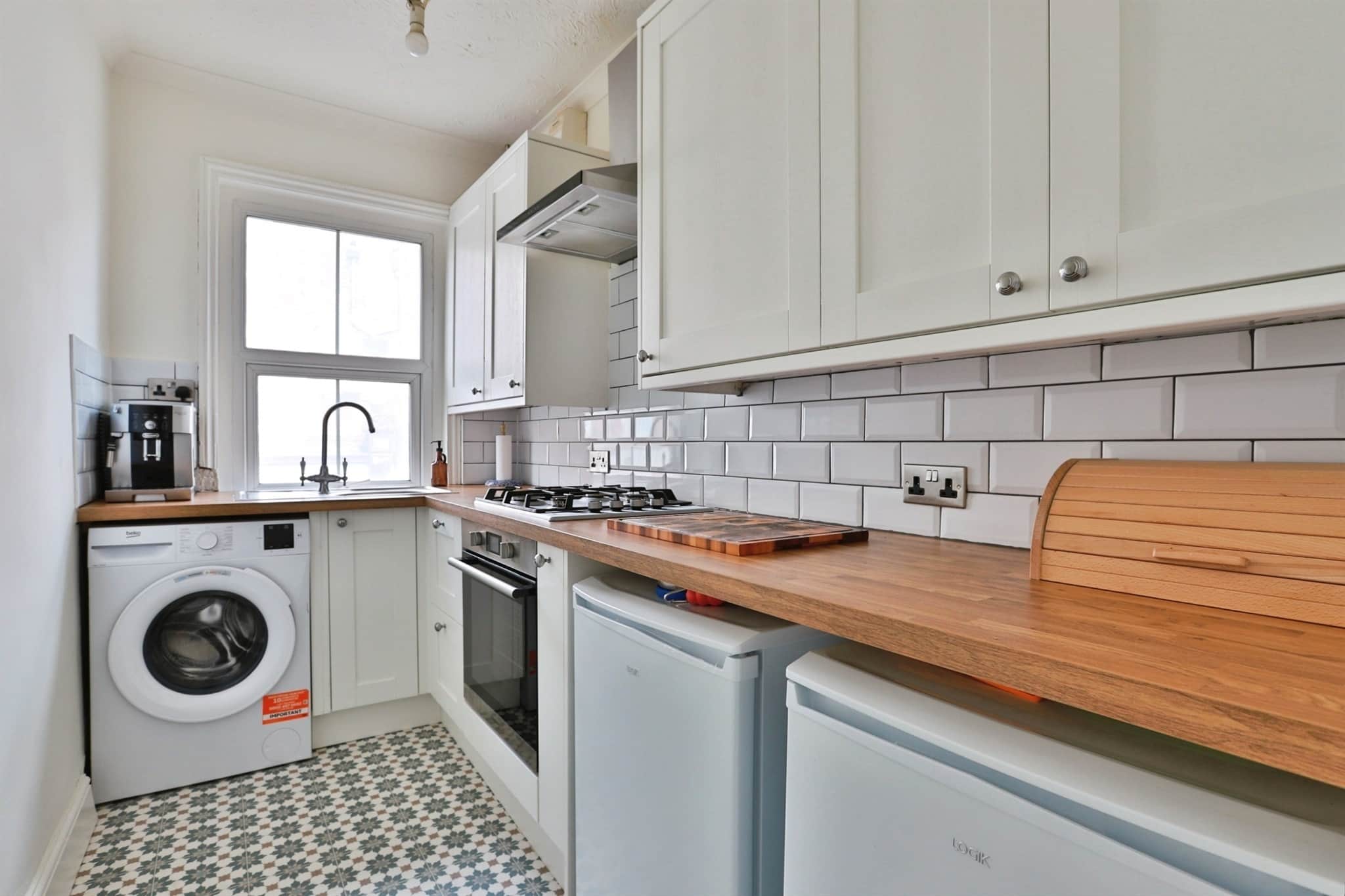 Property at Seabourne Road, Bournemouth