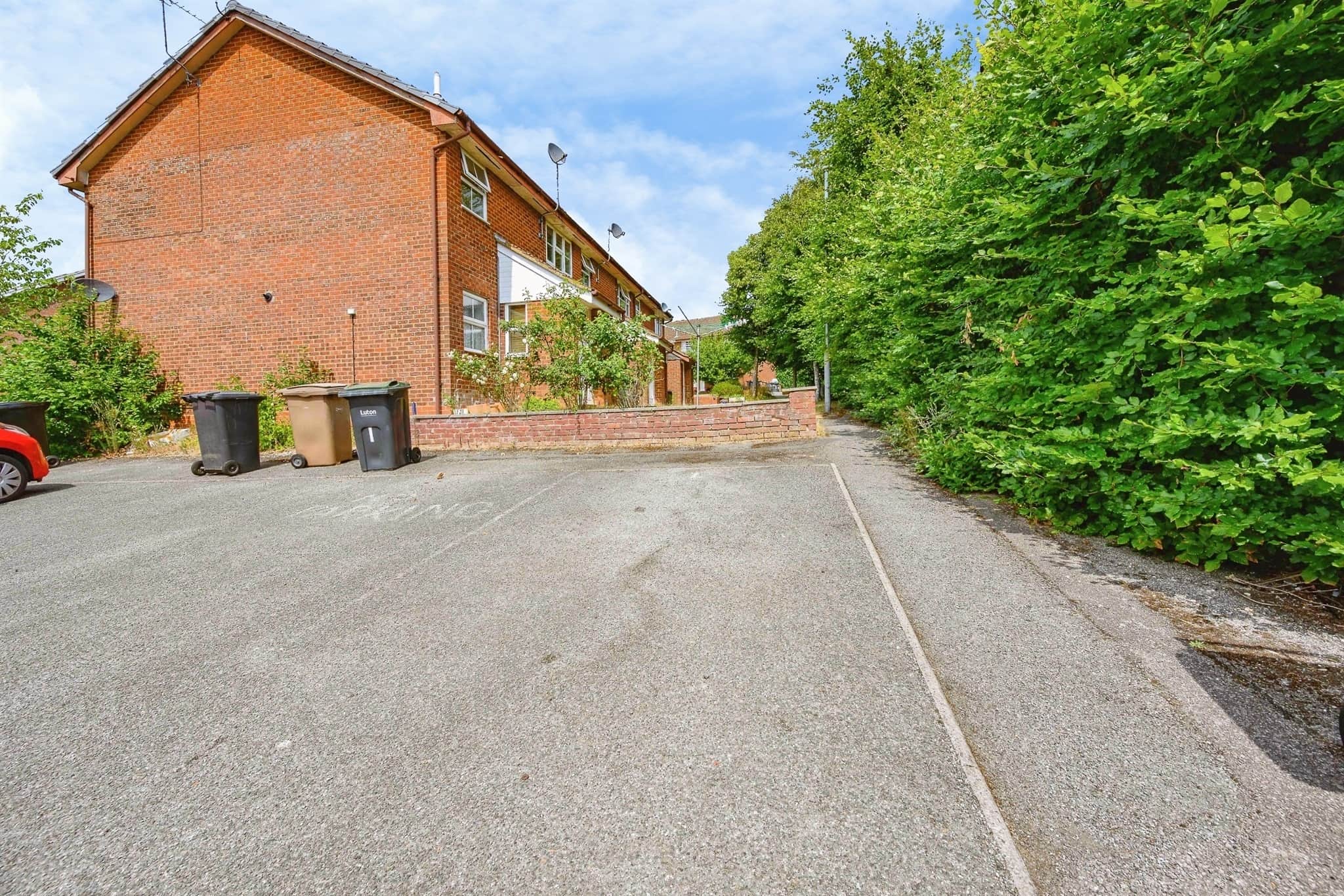 Property at Campania Grove, Luton