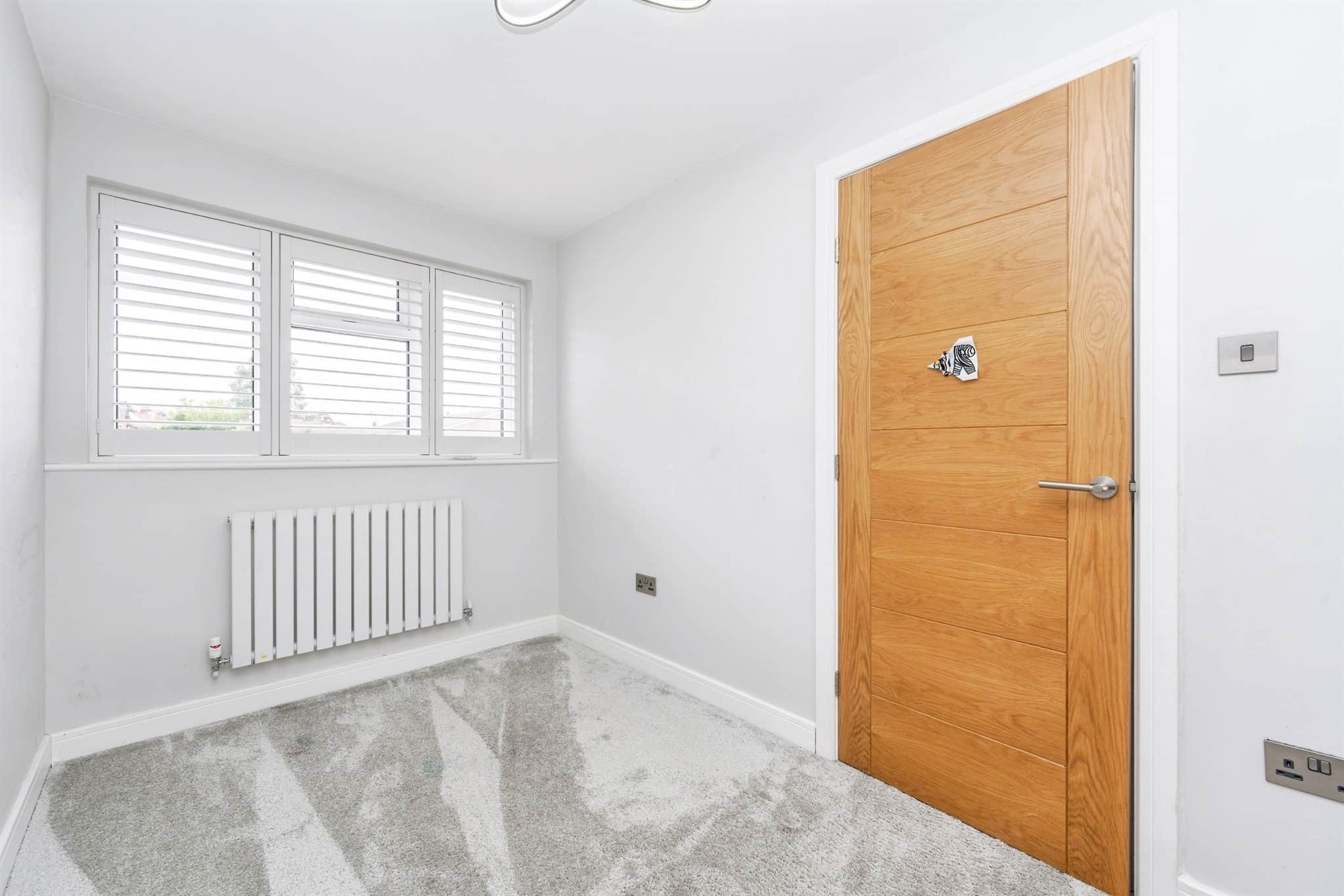 Property at Cooks Mead, Bushey