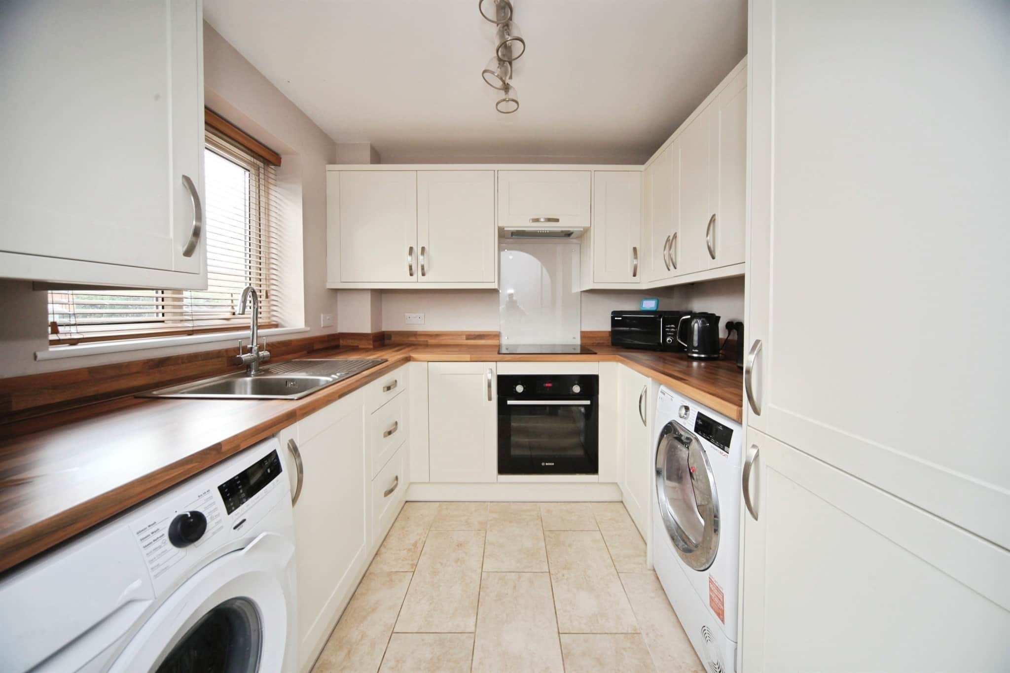 Property at Evans Close, Houghton Regis, Dunstable