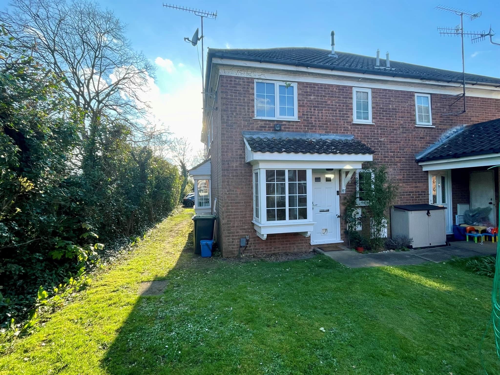 Property at Milverton Green, Luton