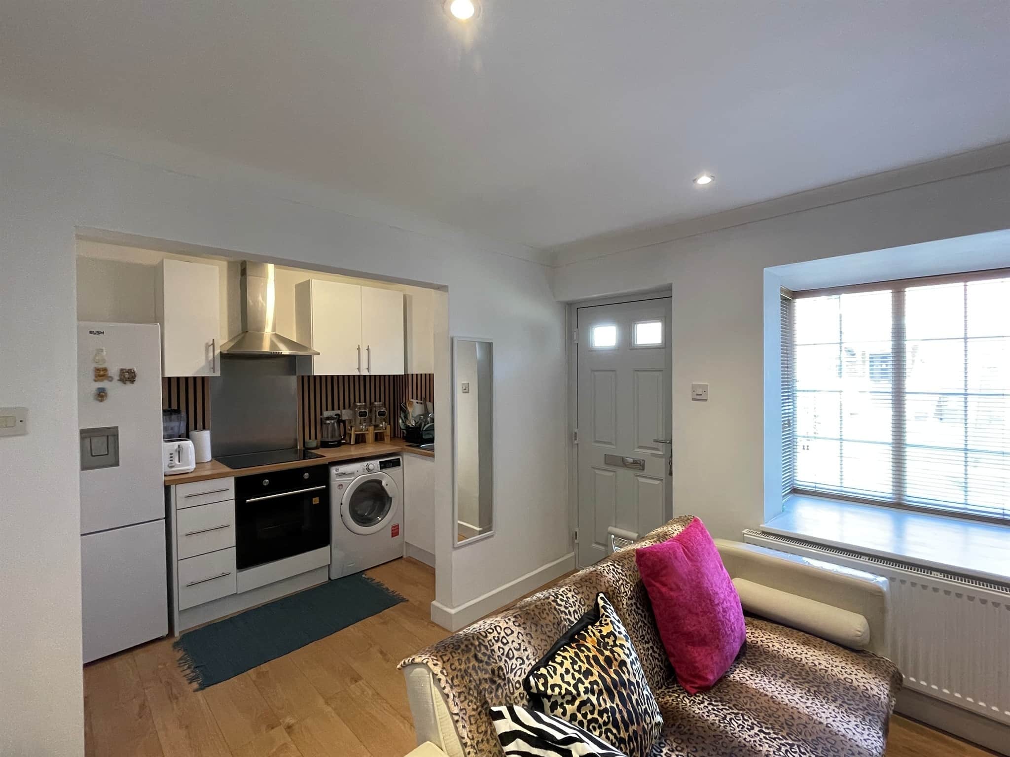 Property at Milverton Green, Luton
