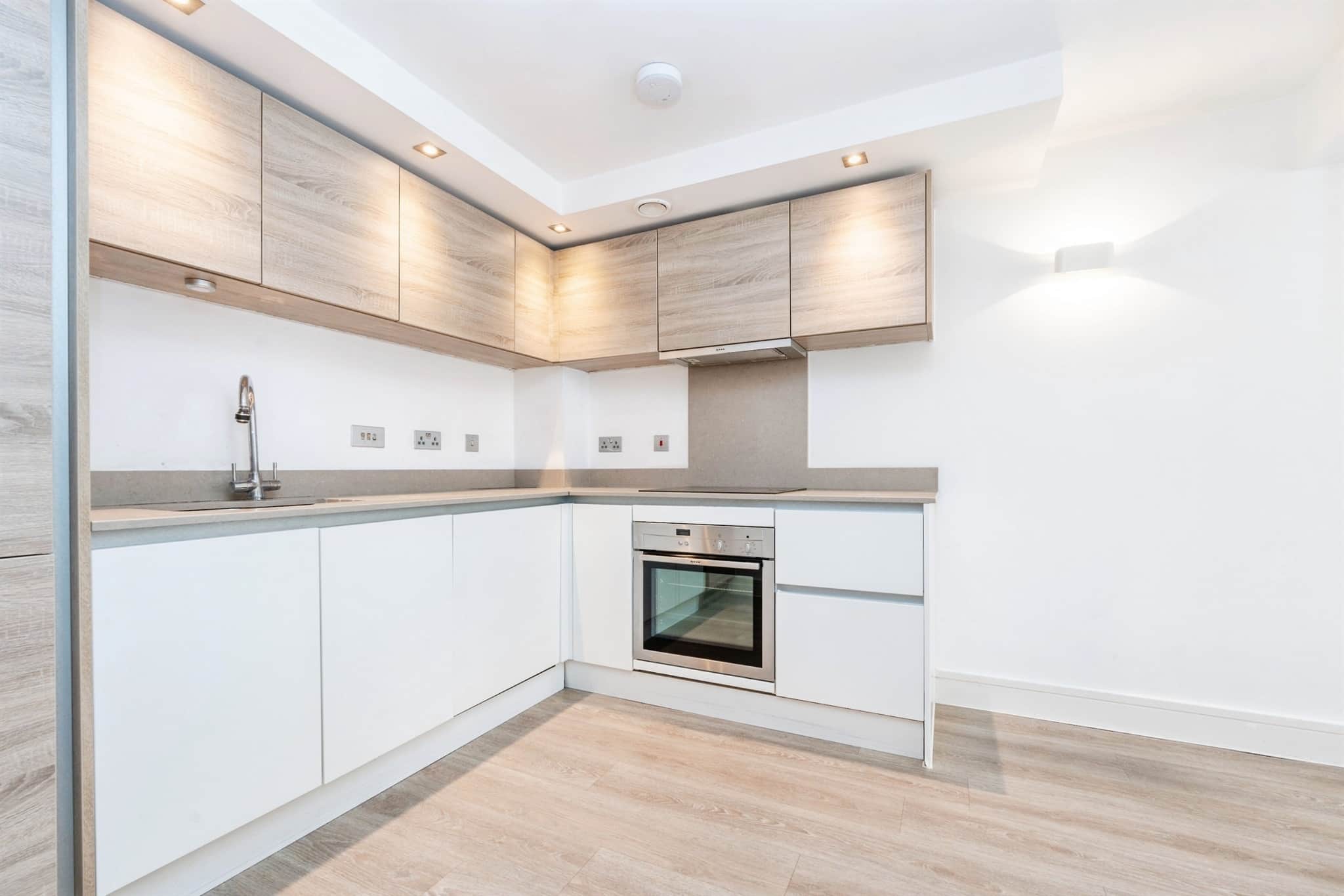 Property at Station Road, Edgware