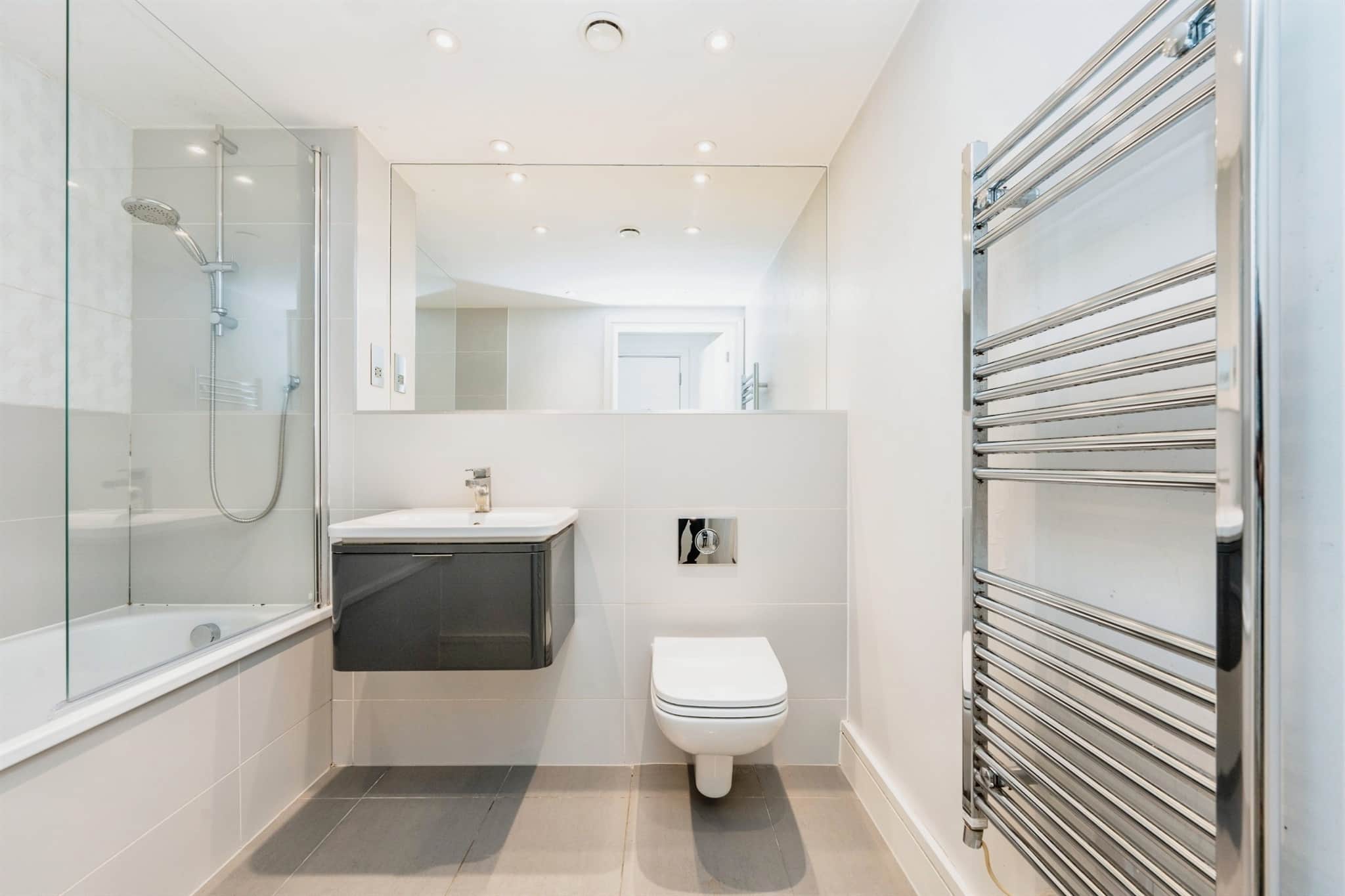 Property at Station Road, Edgware