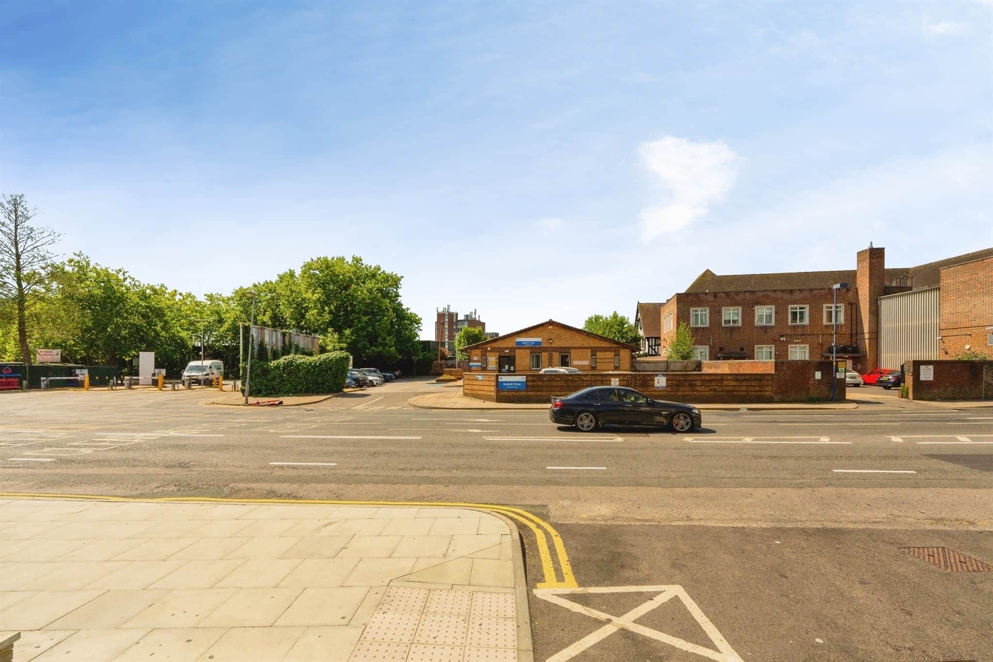 Property at Station Road, Edgware