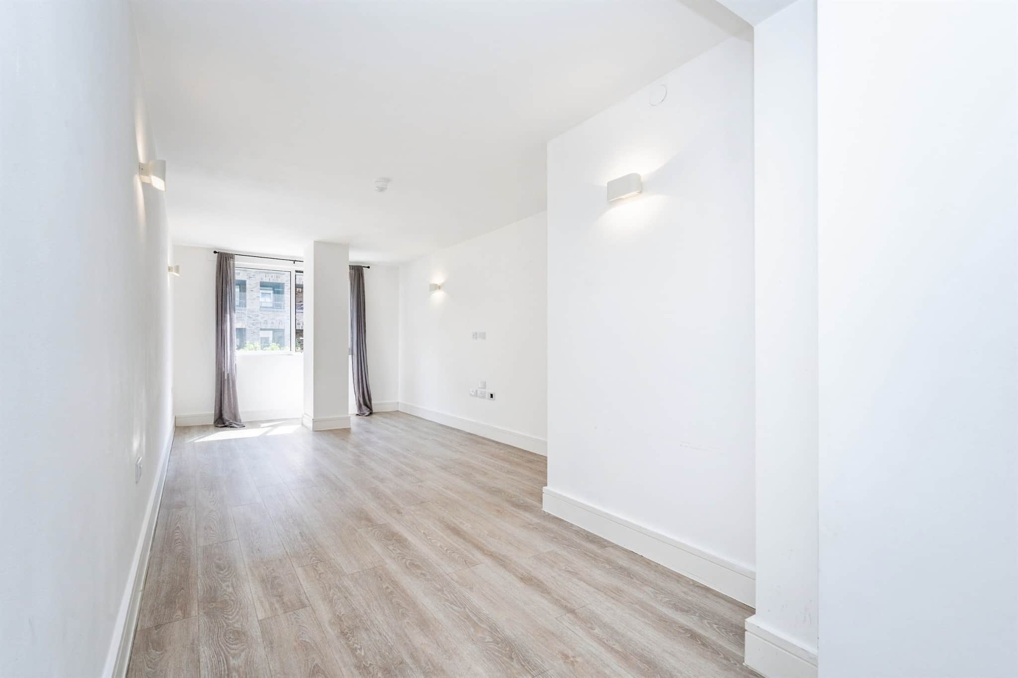 Property at Station Road, Edgware