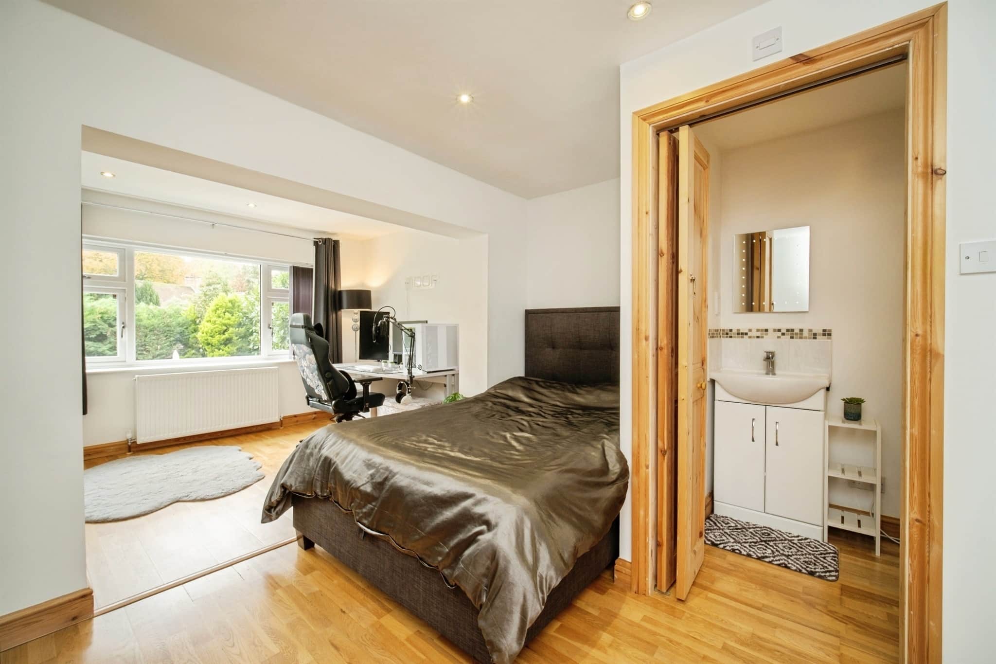 Property at Poynings Crescent, Basingstoke