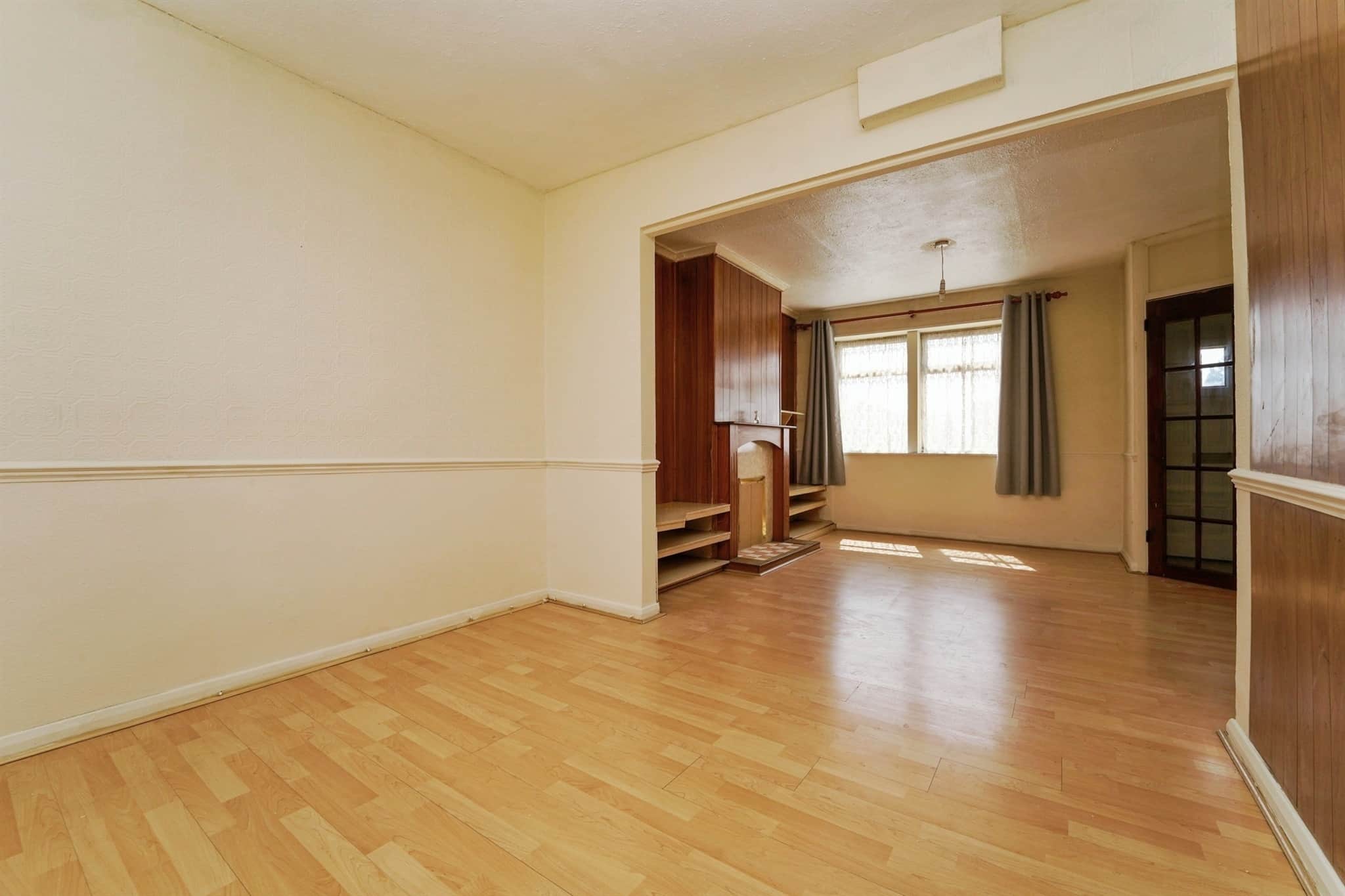 Property at Queens Drive, SWINDON