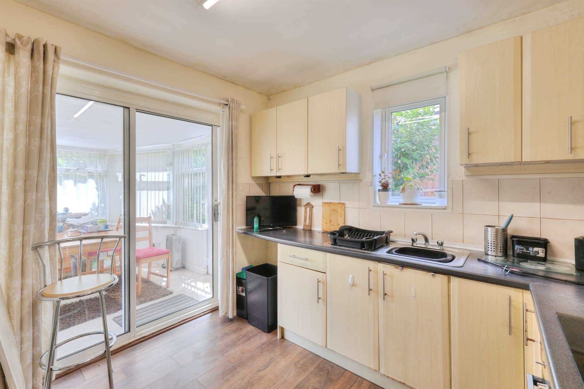 Property at Sunningdale Close, Northampton
