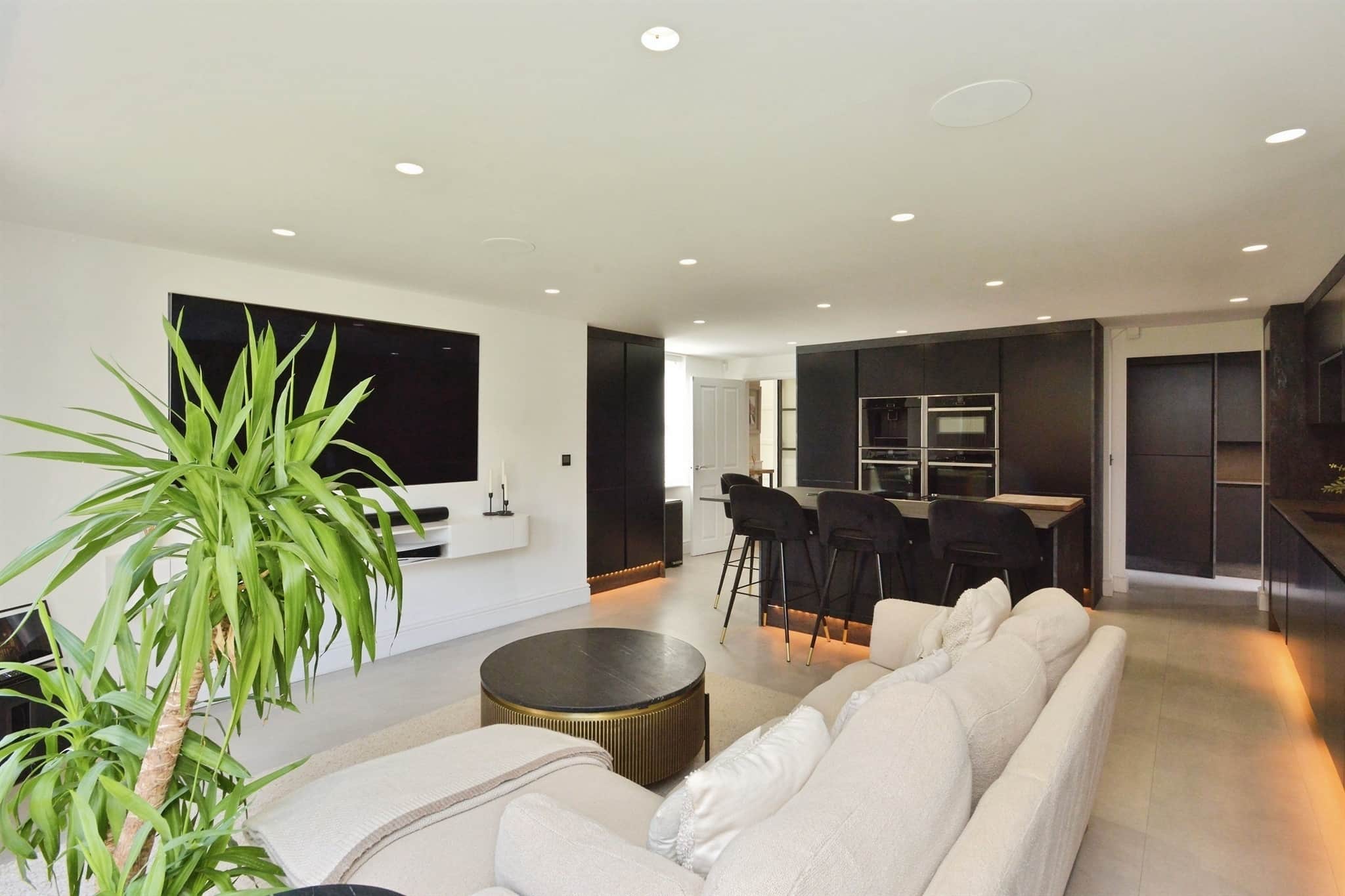 Property at Courtenay Croft, Eagle Farm South, Milton Keynes