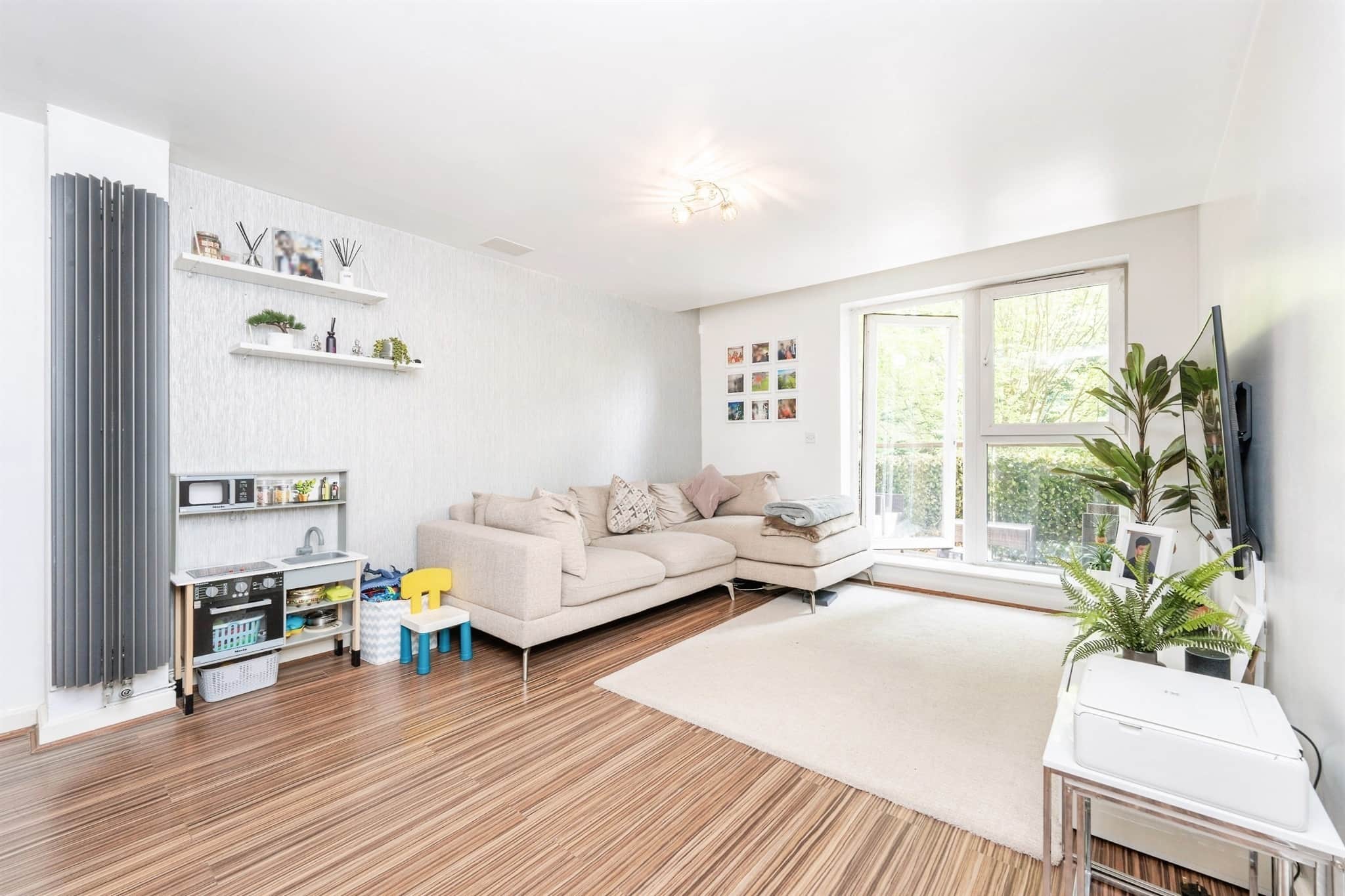 Property at Metropolitan Station Approach, Watford