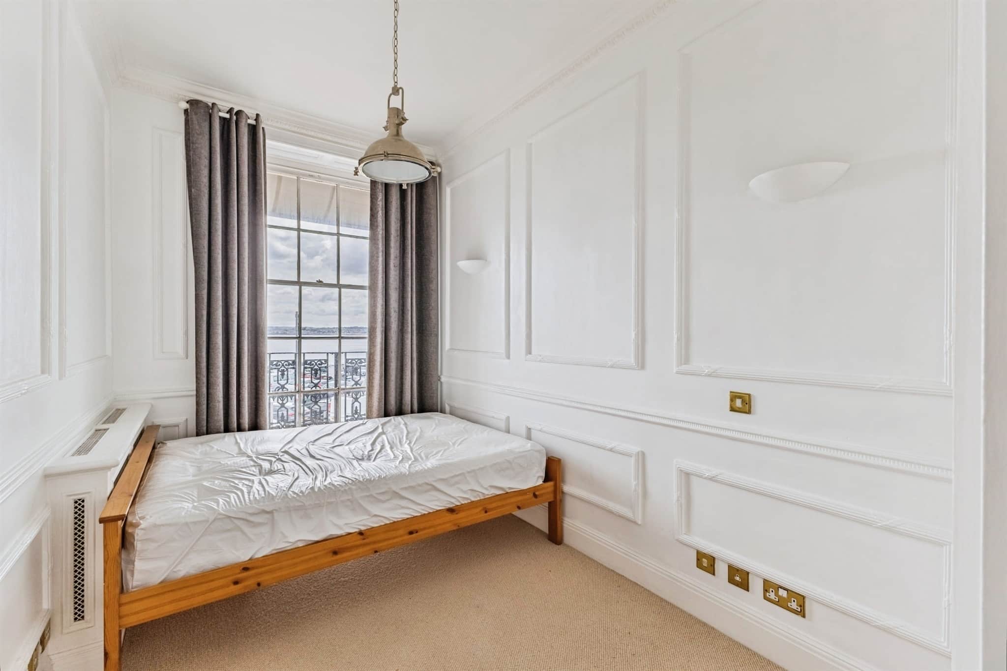 Property at Beacon Terrace, Torquay