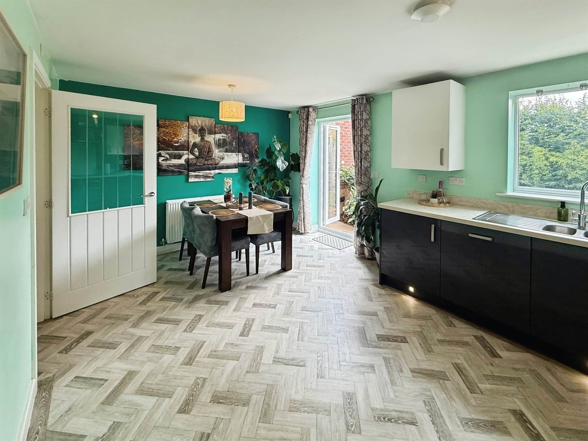 Property at Lionheart Avenue, Bishops Tachbrook, Leamington Spa