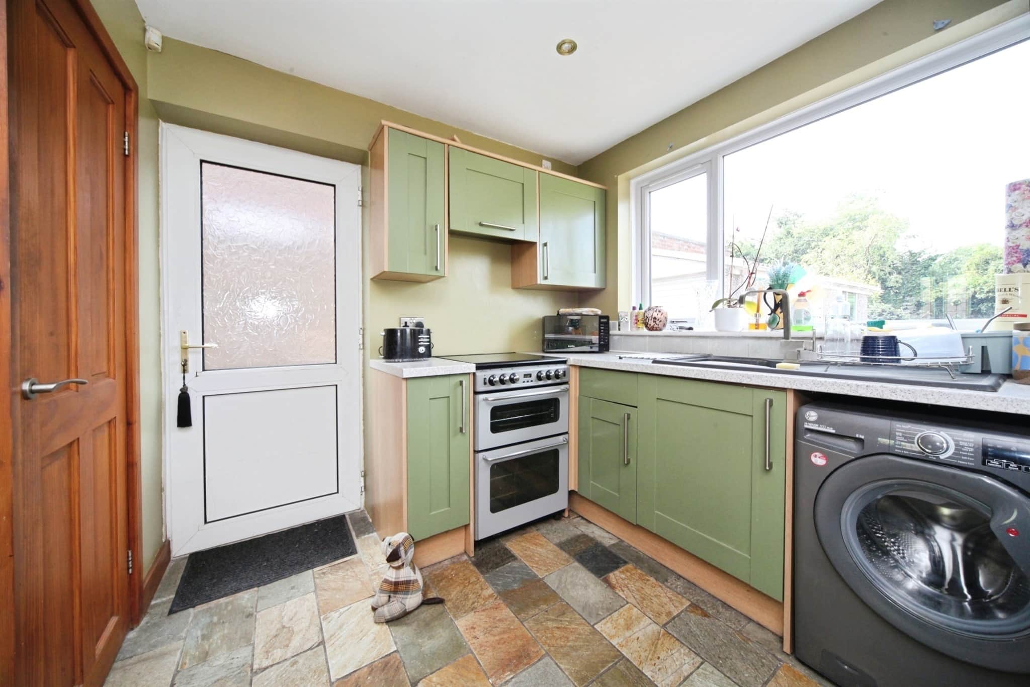 Property at Crowland Road, Luton