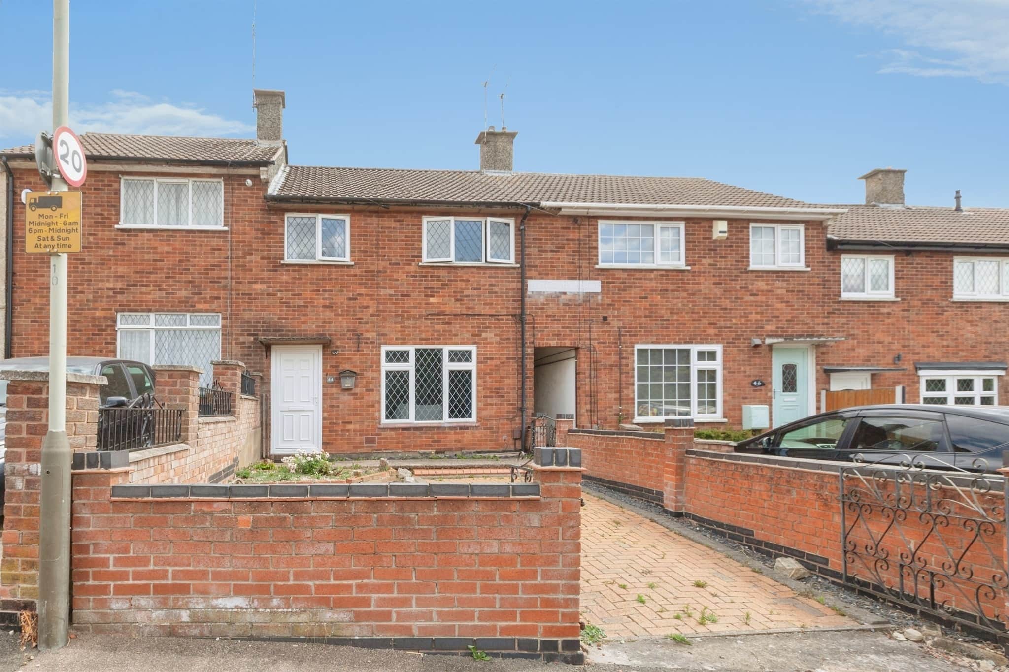 Property at Featherstone Drive, Leicester