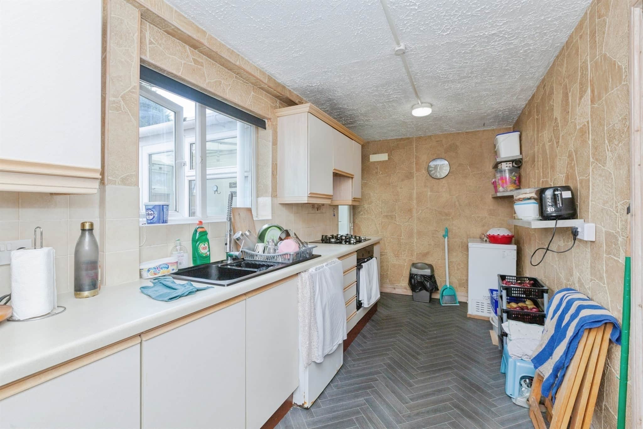 Property at Featherstone Drive, Leicester