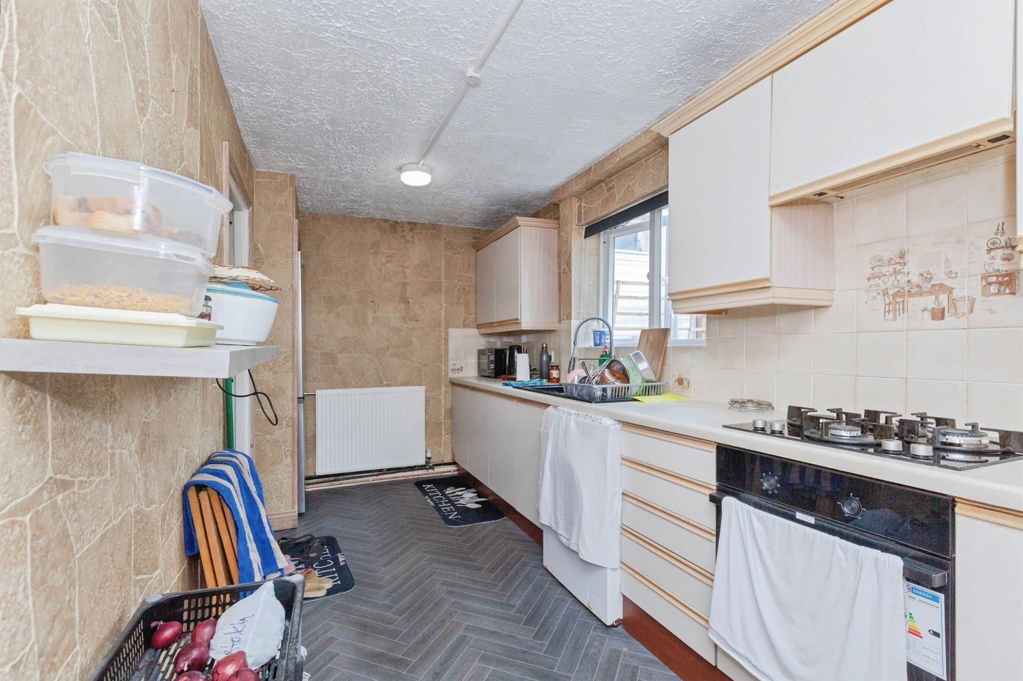 Property at Featherstone Drive, Leicester