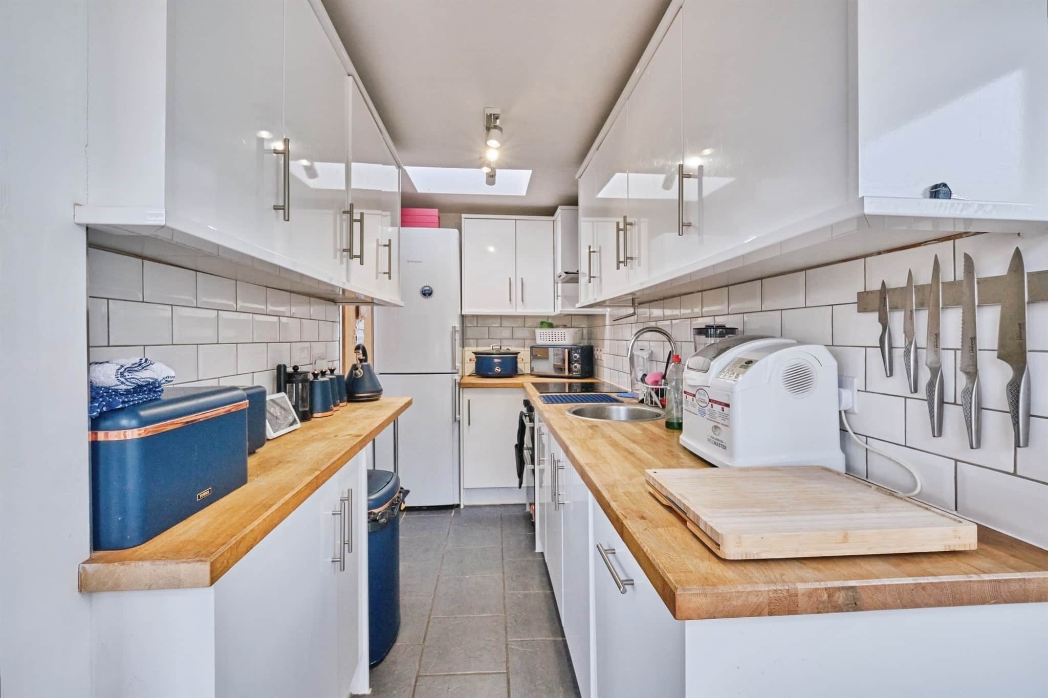Property at Aldersley Avenue, Claregate, Wolverhampton