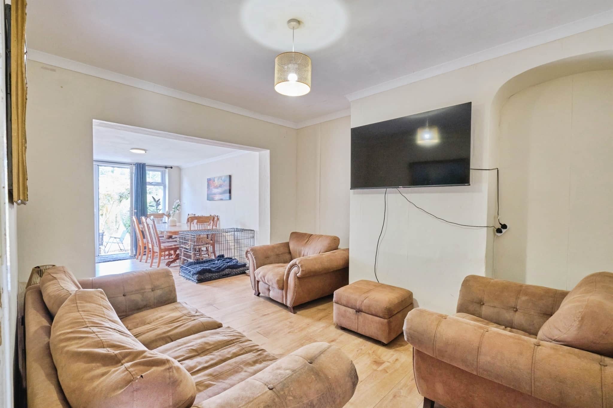 Property at Aldersley Avenue, Claregate, Wolverhampton
