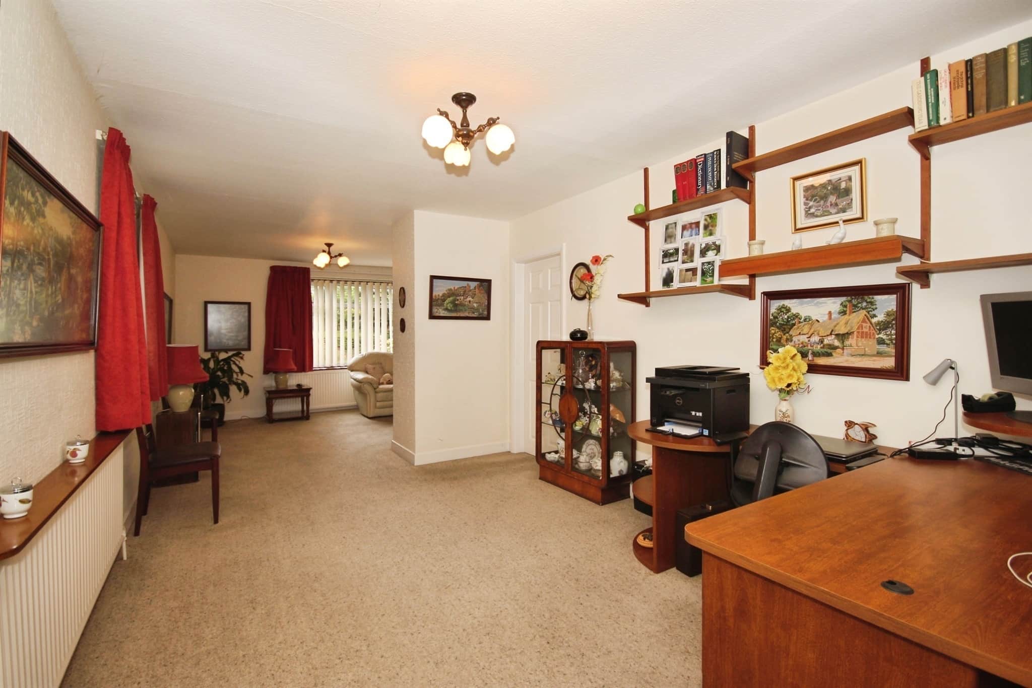 Property at Oak Tree Close, Leamington Spa