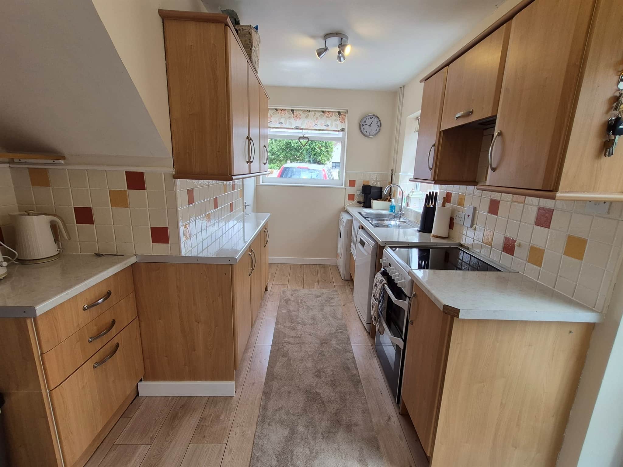 Property at Swinbrook Road, Carterton
