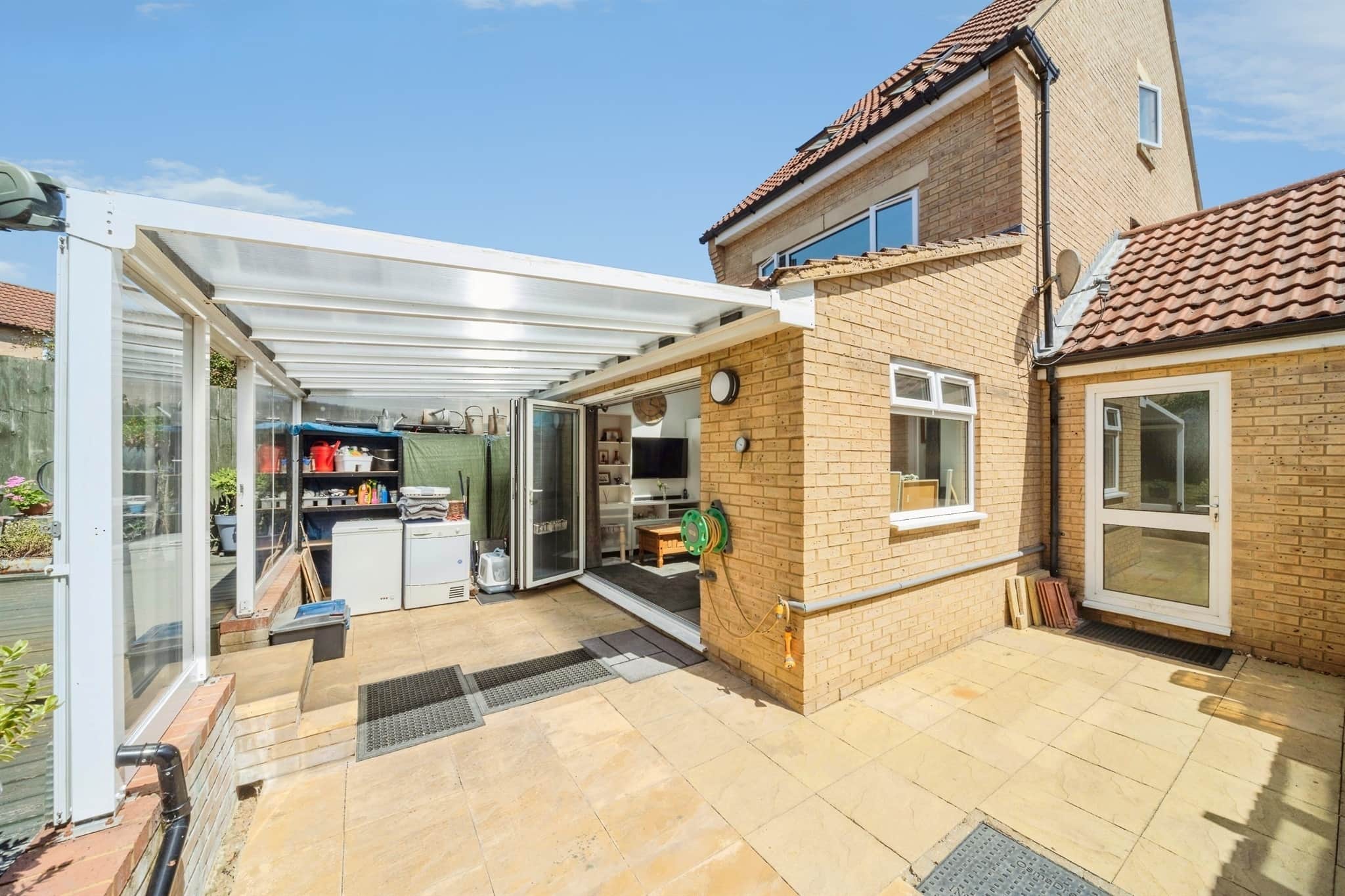 Property at Olivier Row, Oxley Park, Milton Keynes