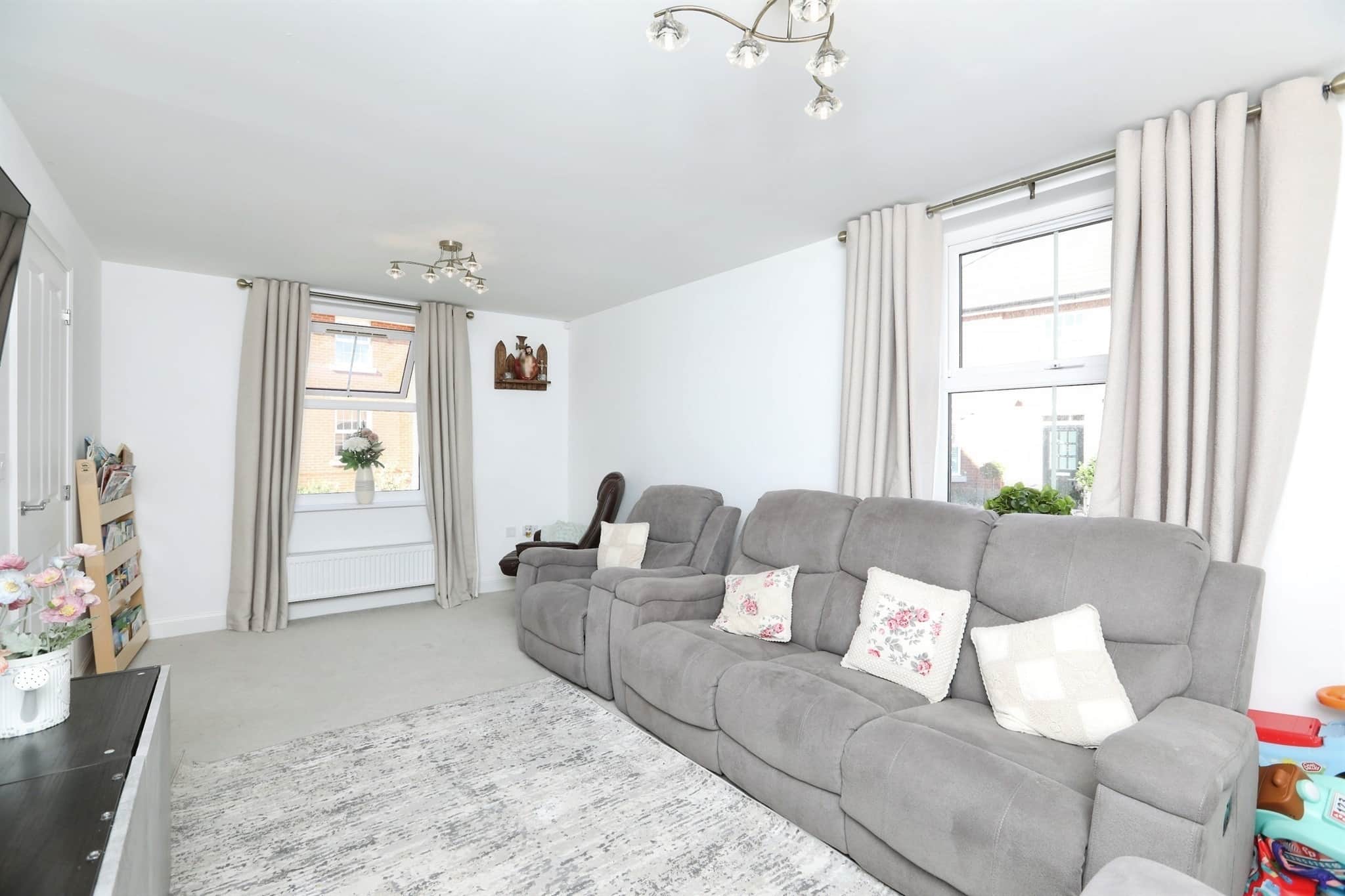 Property at Laxtons Crescent, Borden, Sittingbourne