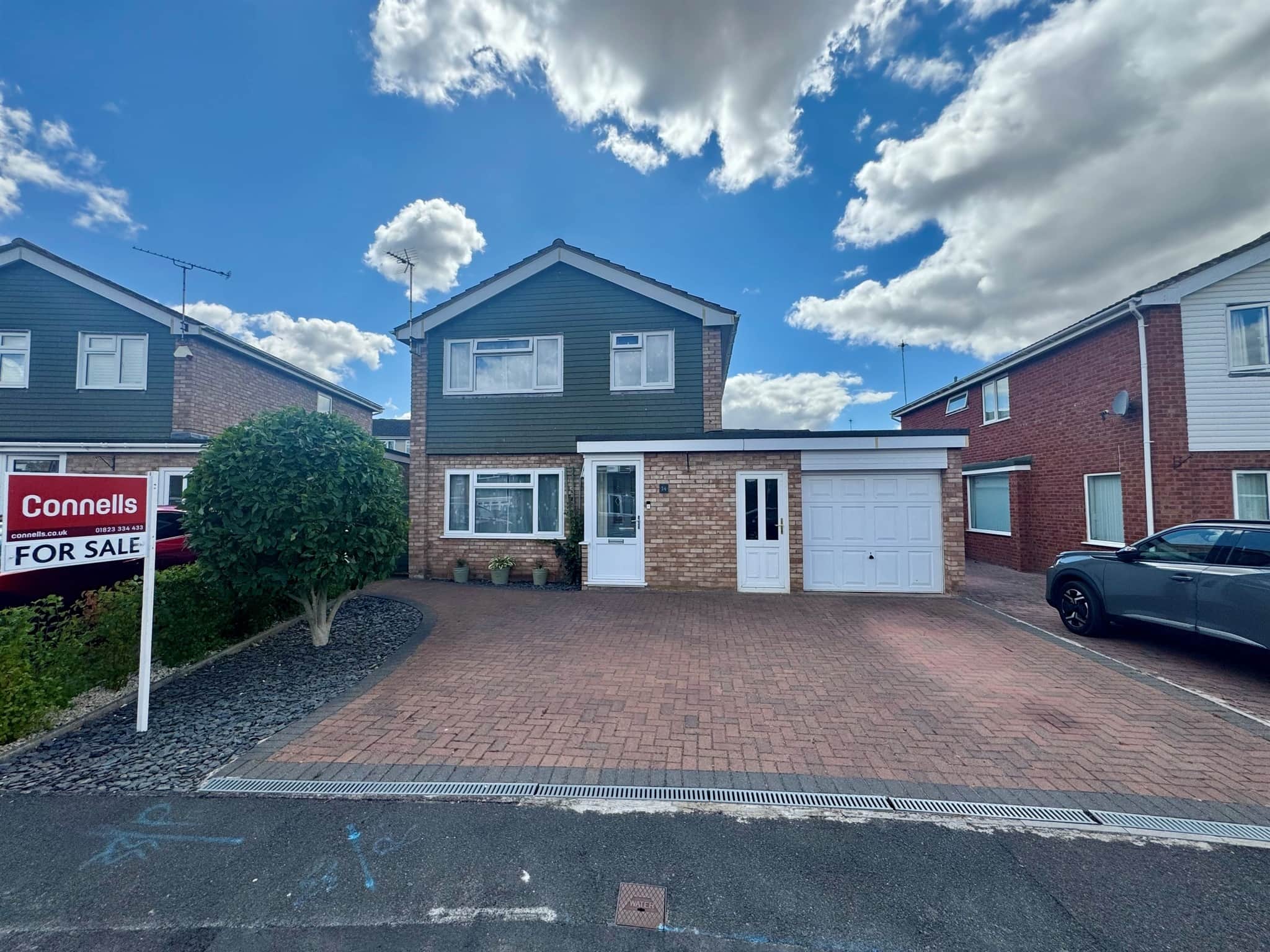 Property at Sutherland Close, Taunton