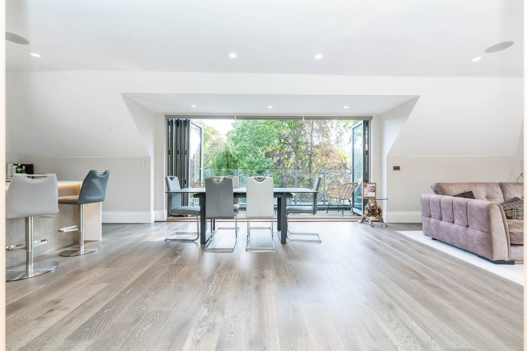 Property at Elizabeth Grove, Bushey Heath, Bushey