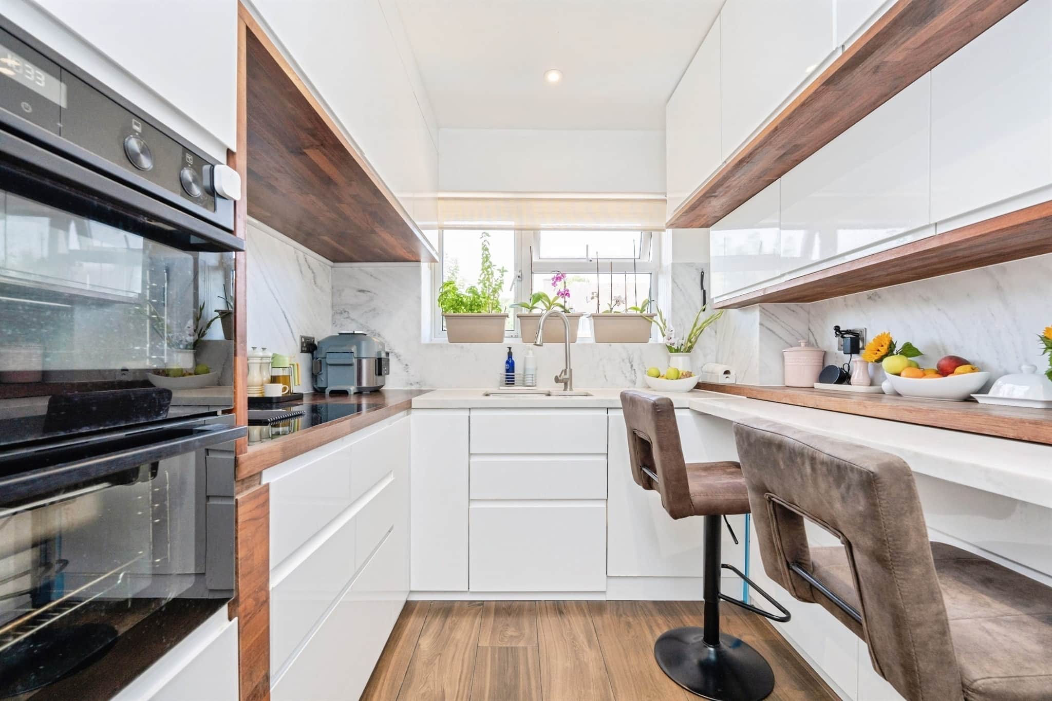 Property at Kenilworth Gardens, Watford