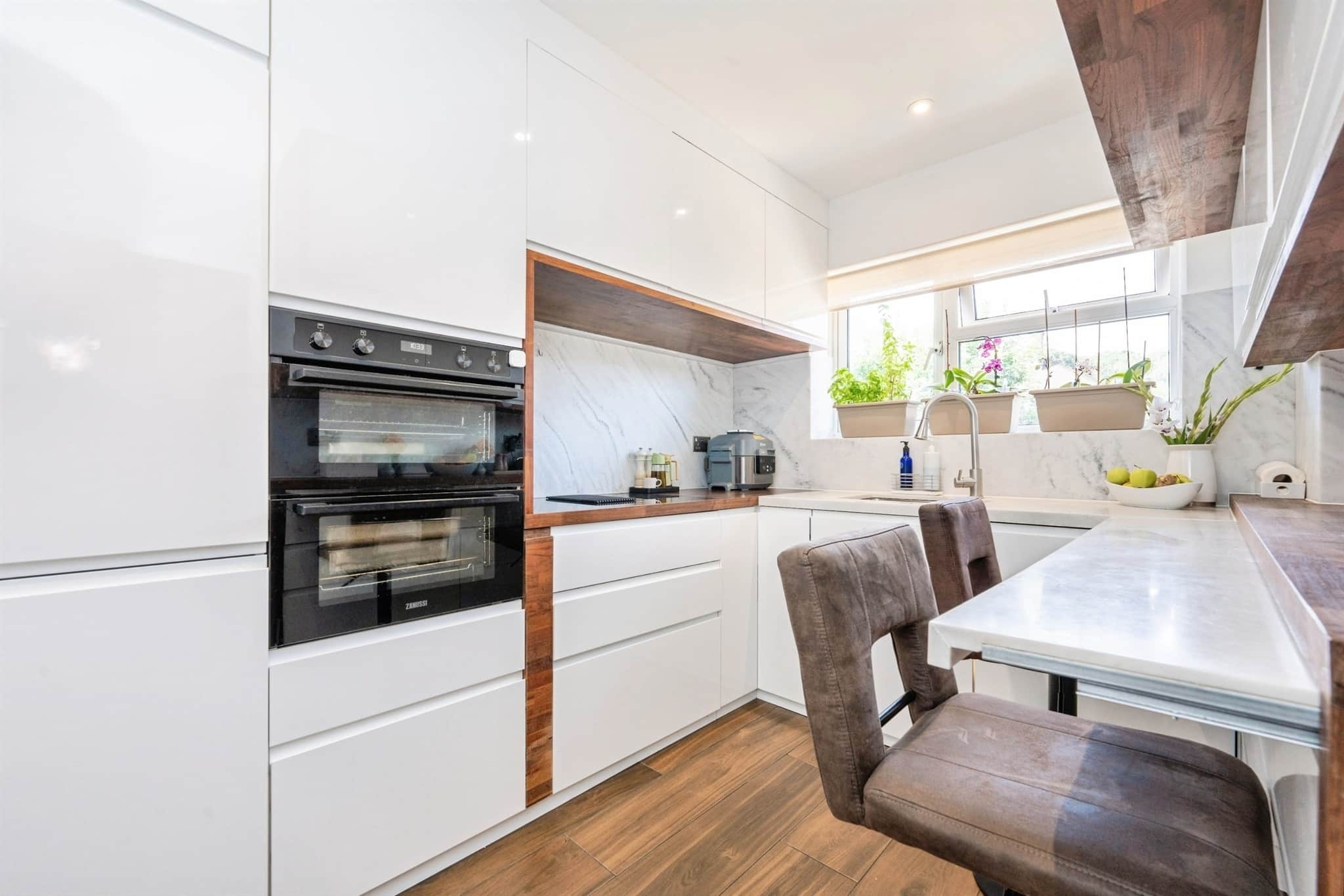 Property at Kenilworth Gardens, Watford