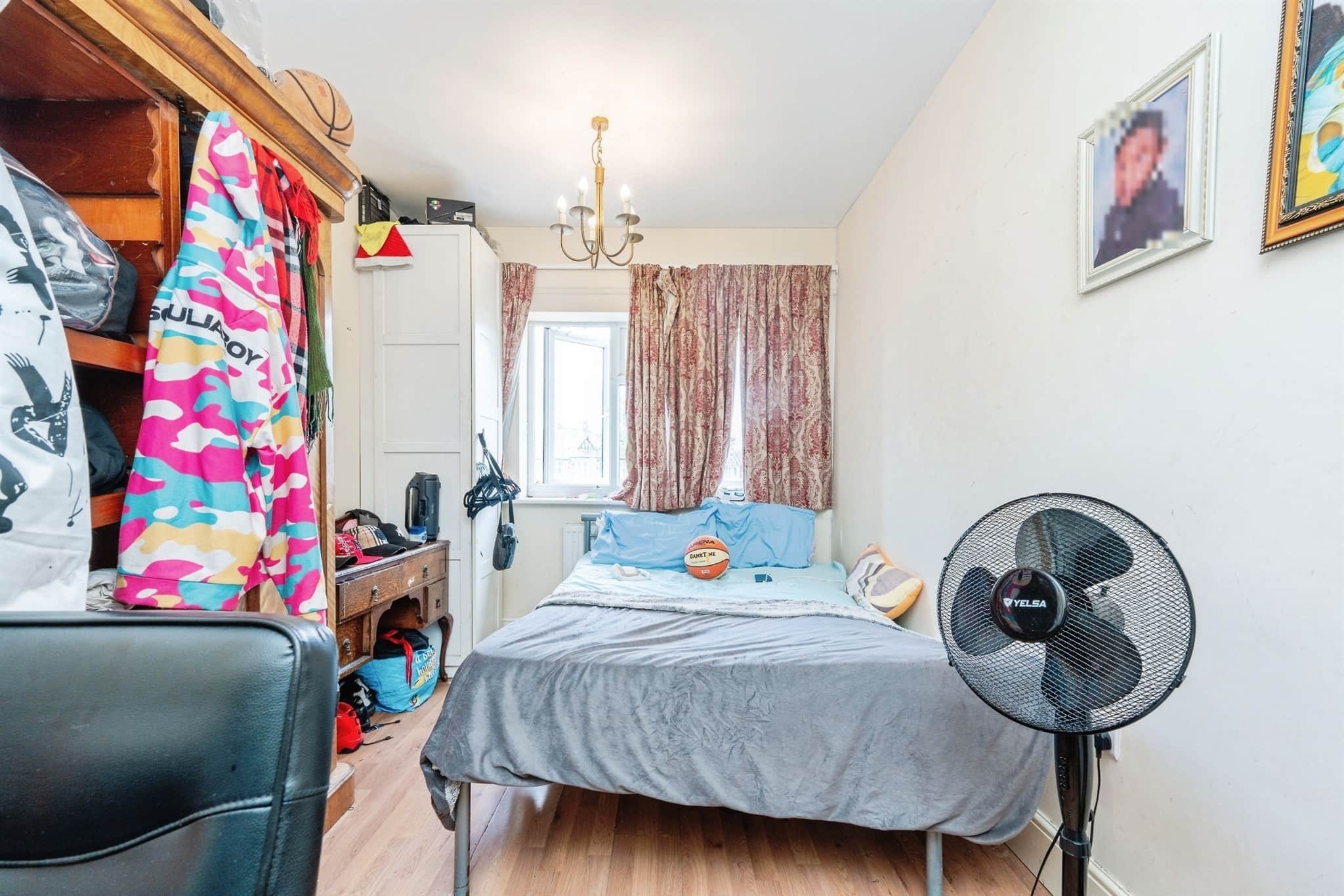 Property at Churchill Avenue, Harrow