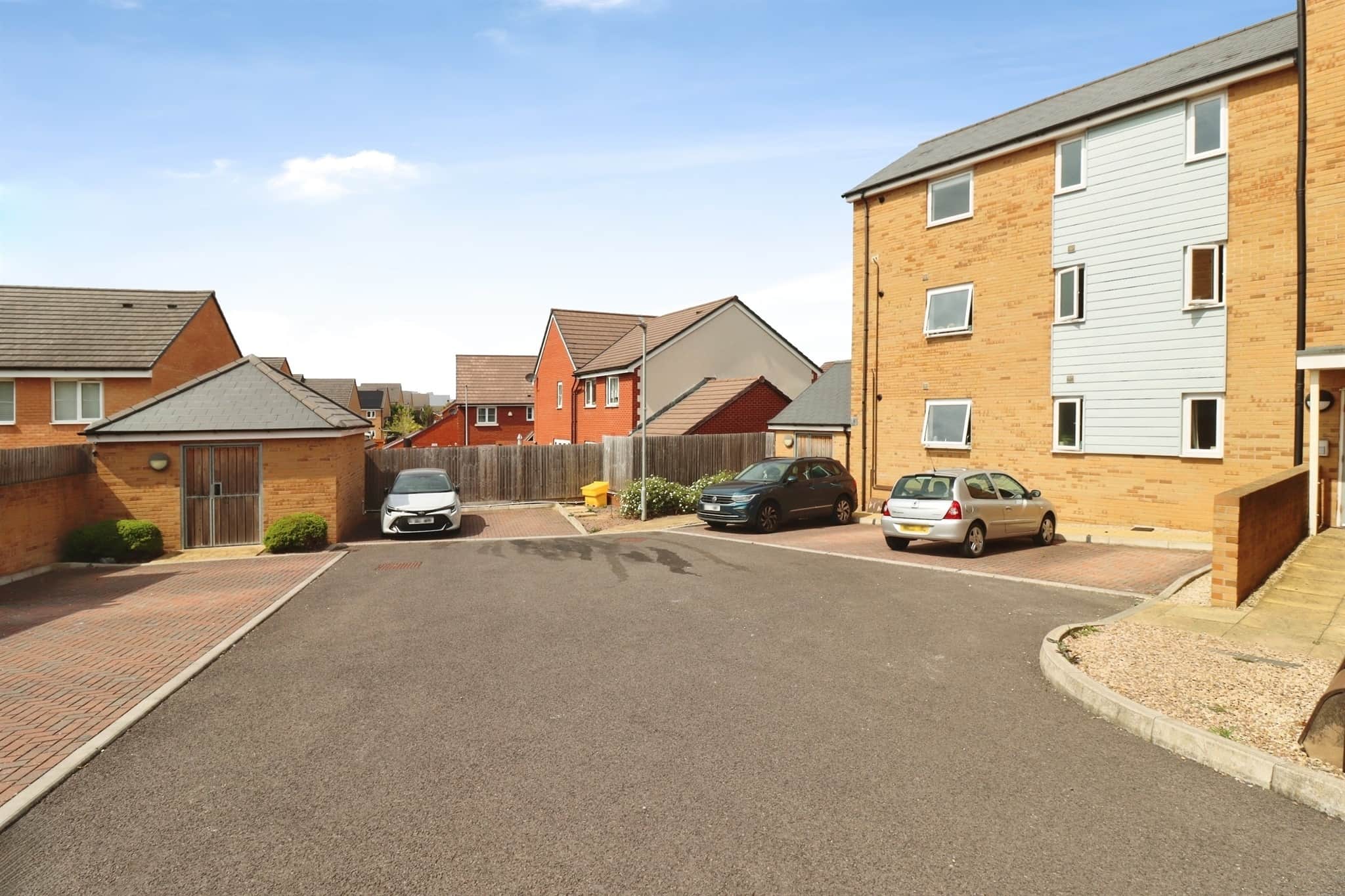 Property at Snowdrop Drive, Emersons Green, Bristol