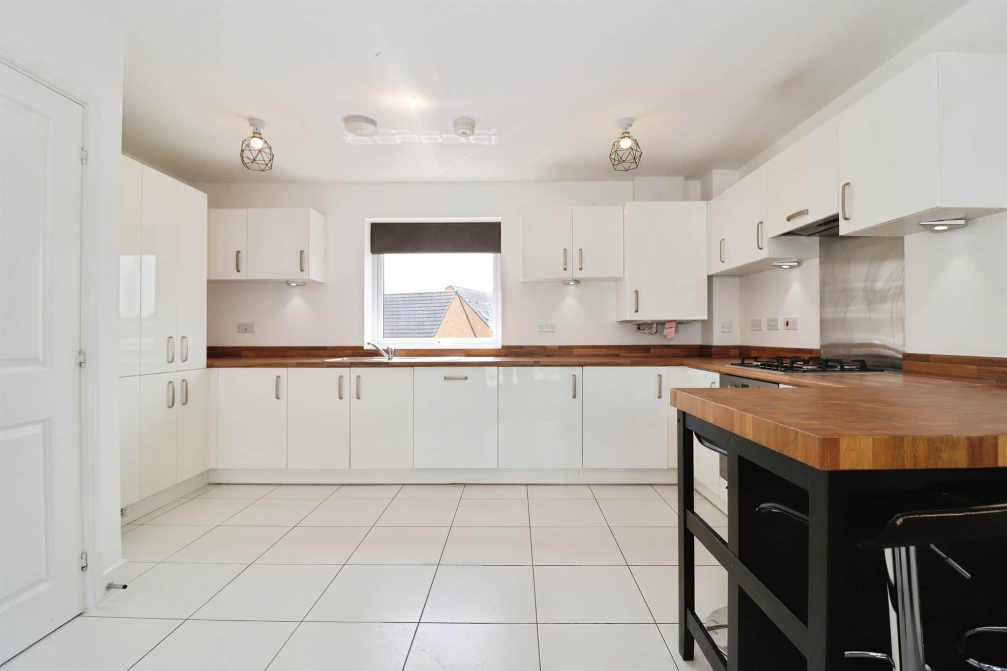 Property at Snowdrop Drive, Emersons Green, Bristol