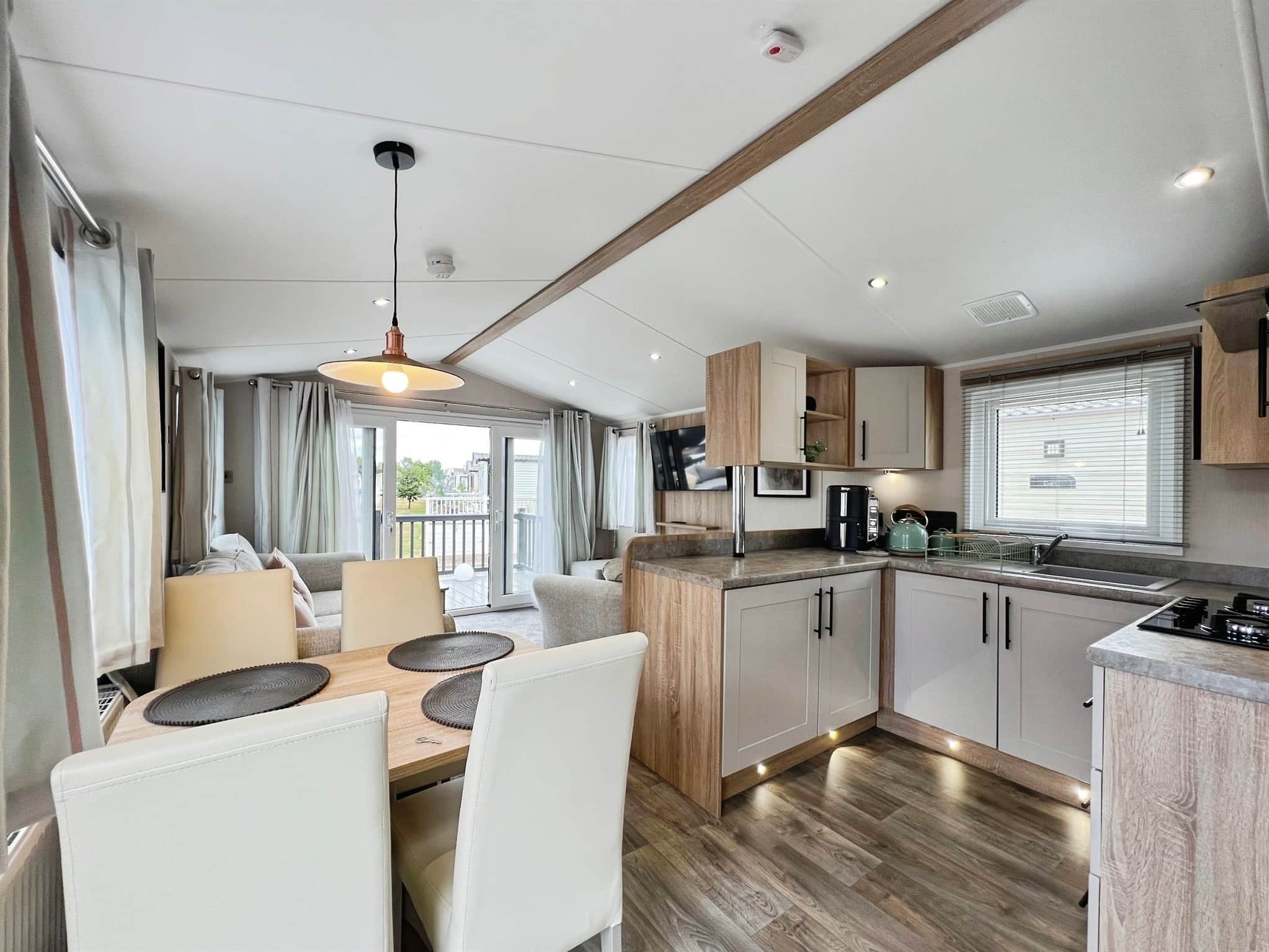 Property at Tiddington Road, Tiddington, Stratford-Upon-Avon