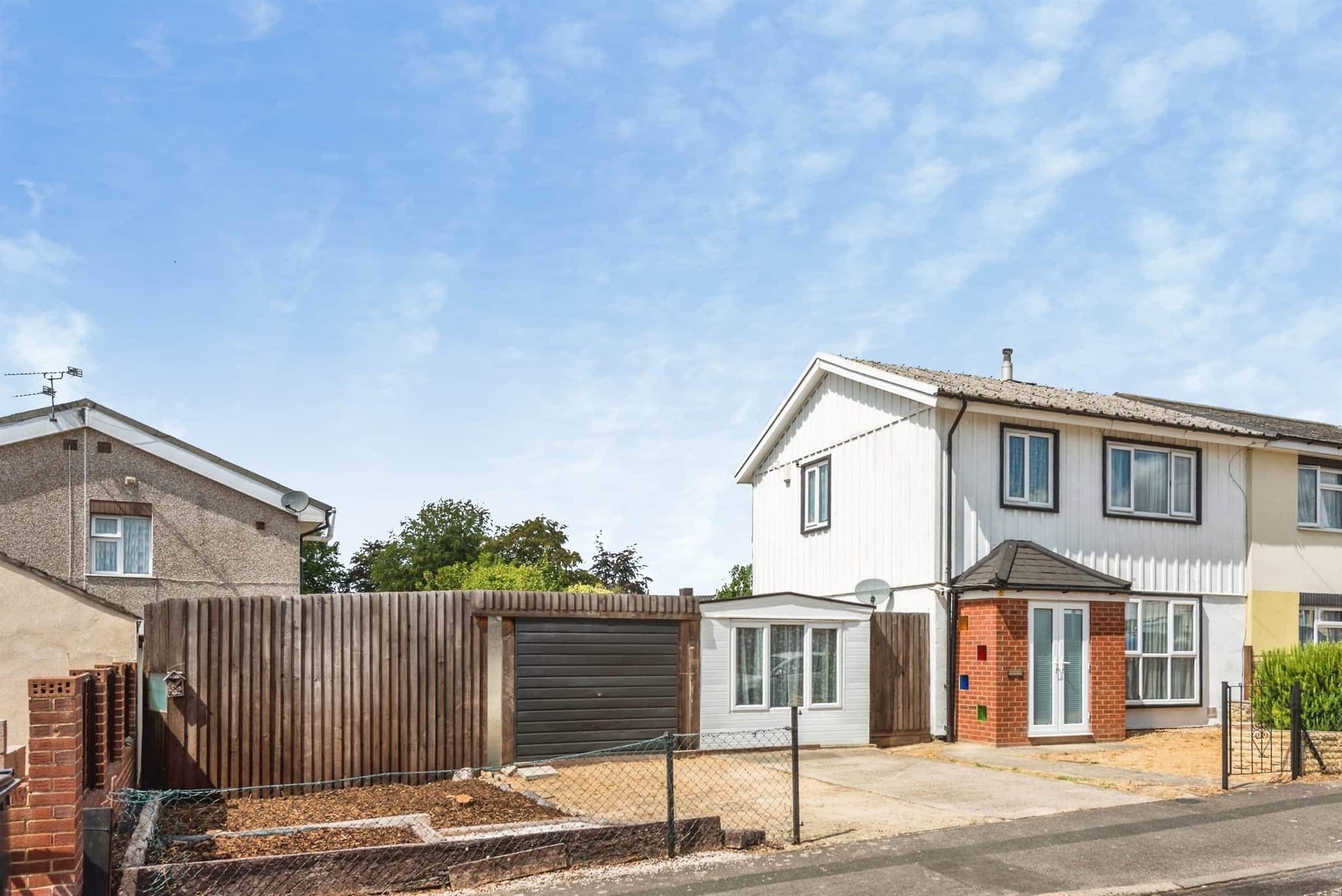Property at Pound Lane, Swindon